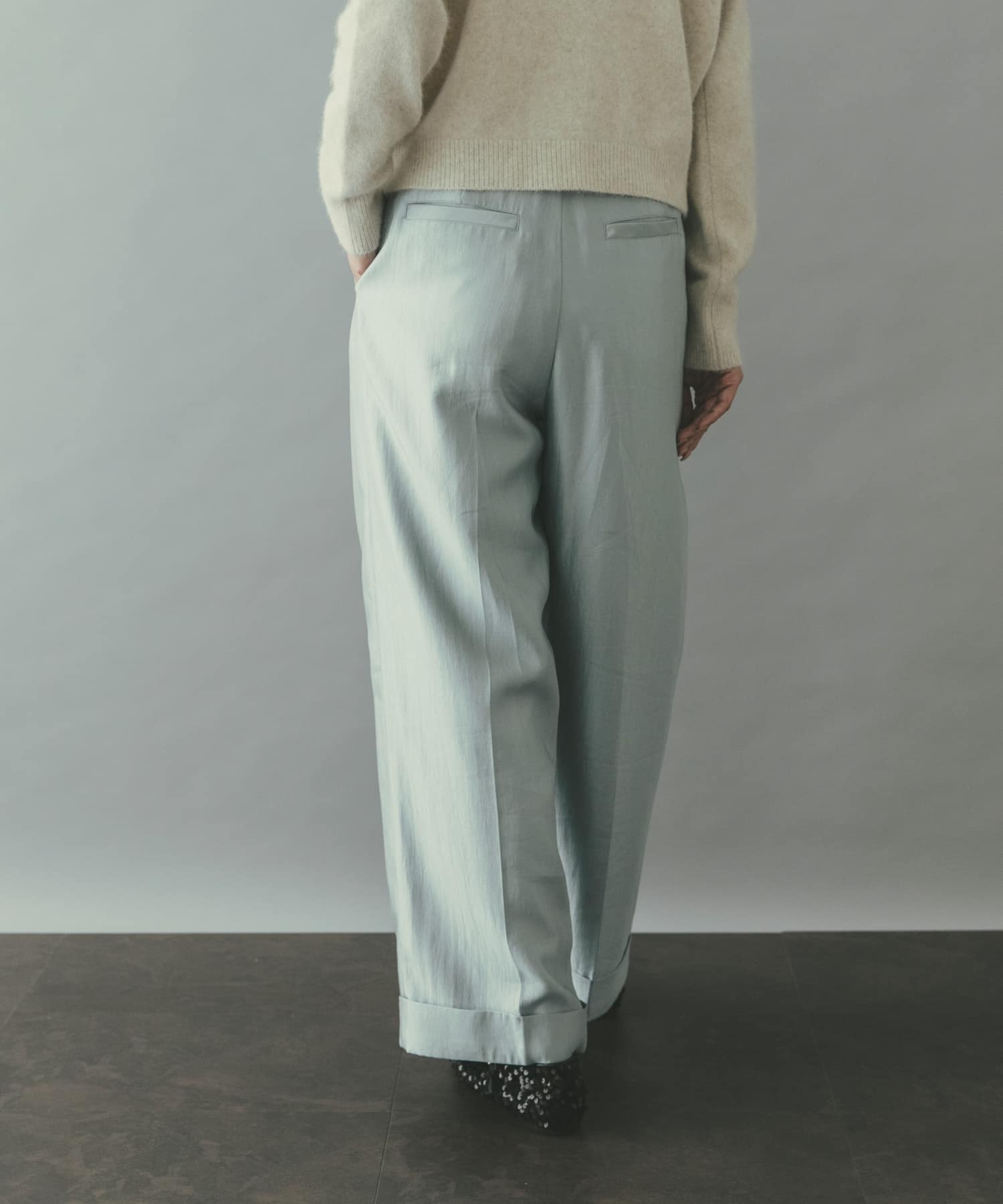 身長：168cm サイズ：38