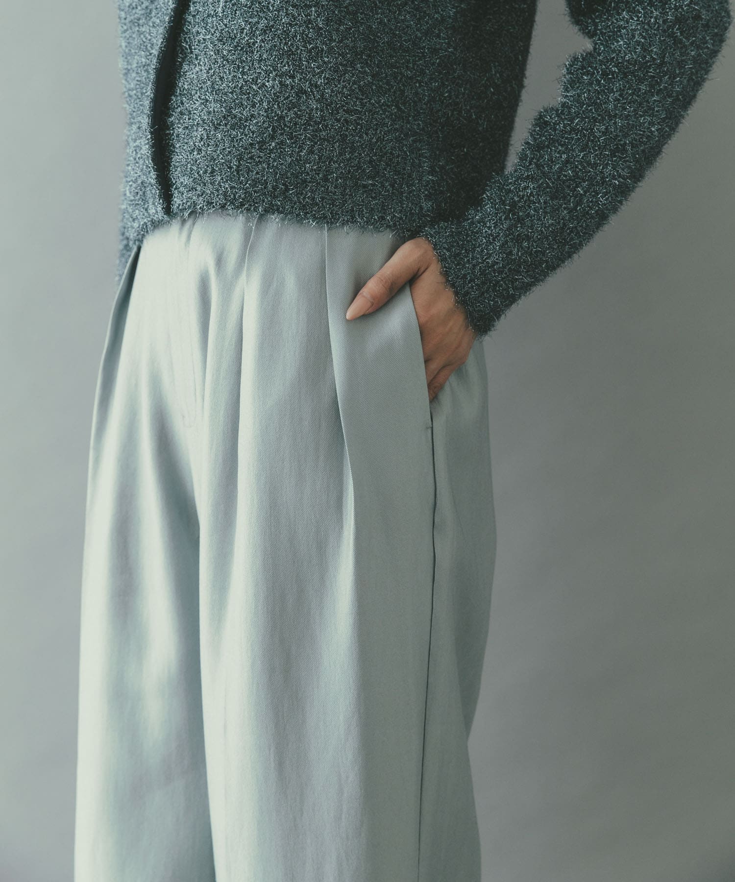 身長：168cm サイズ：38