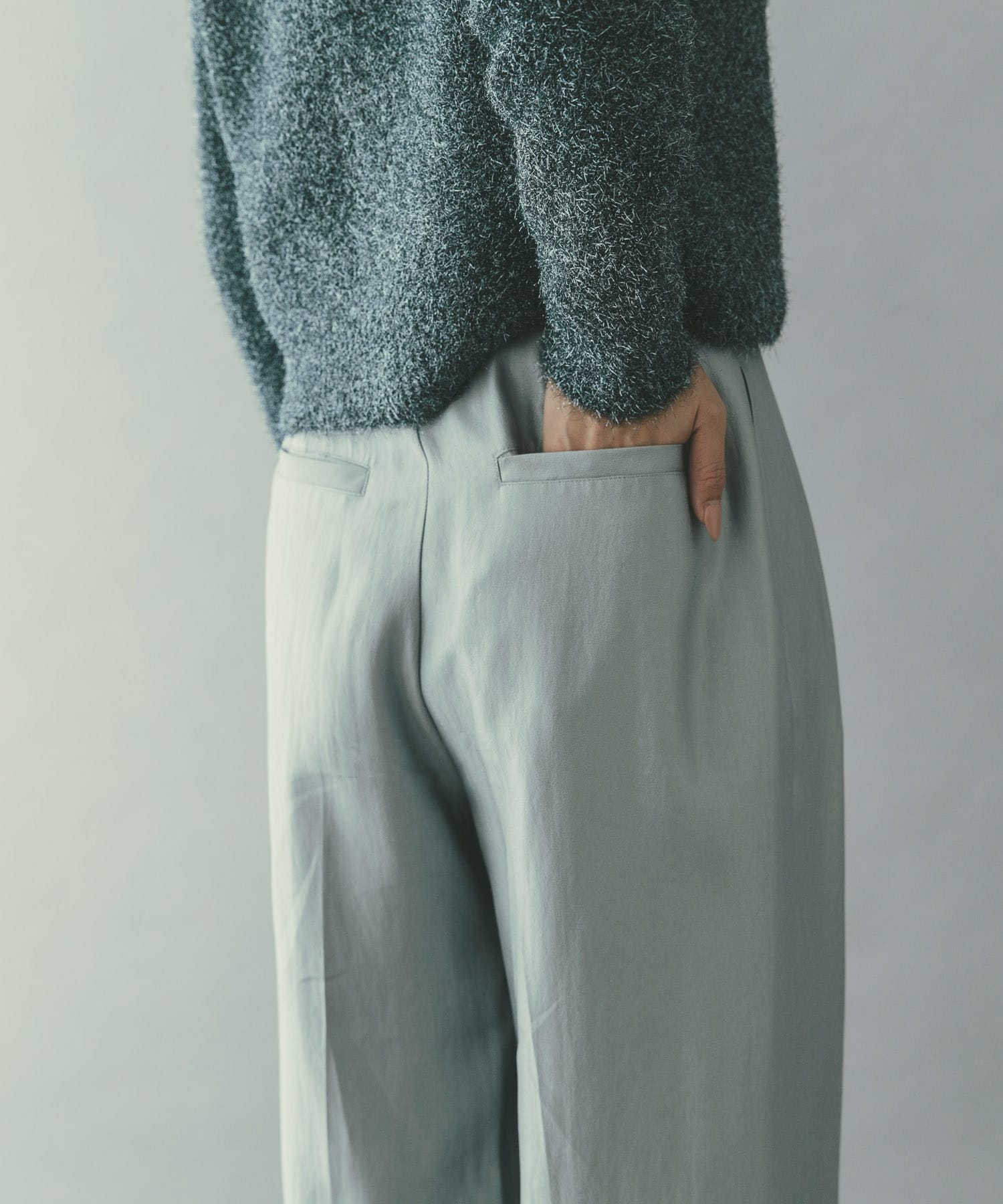 身長：168cm サイズ：38