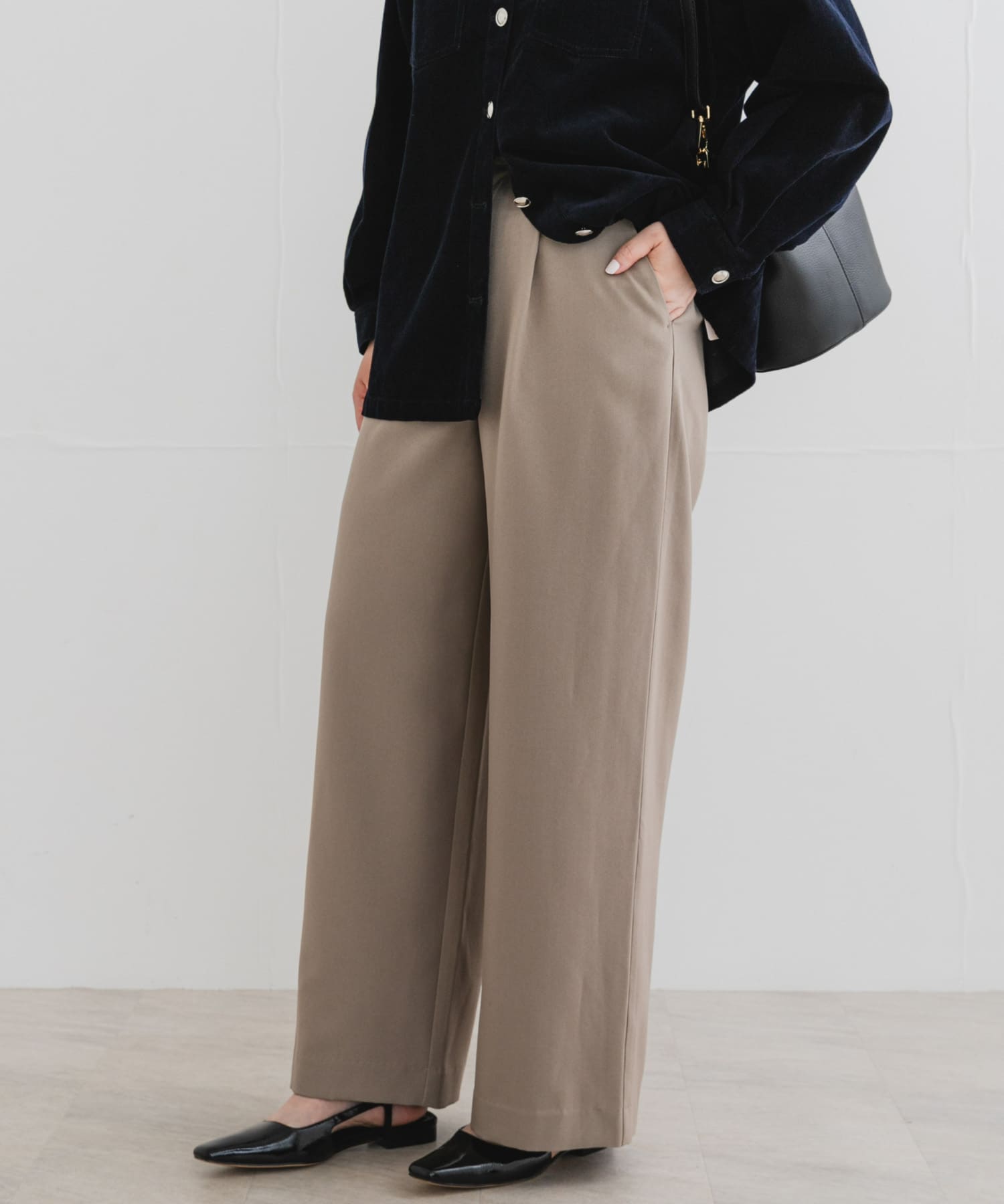 身長：164cm サイズ：38