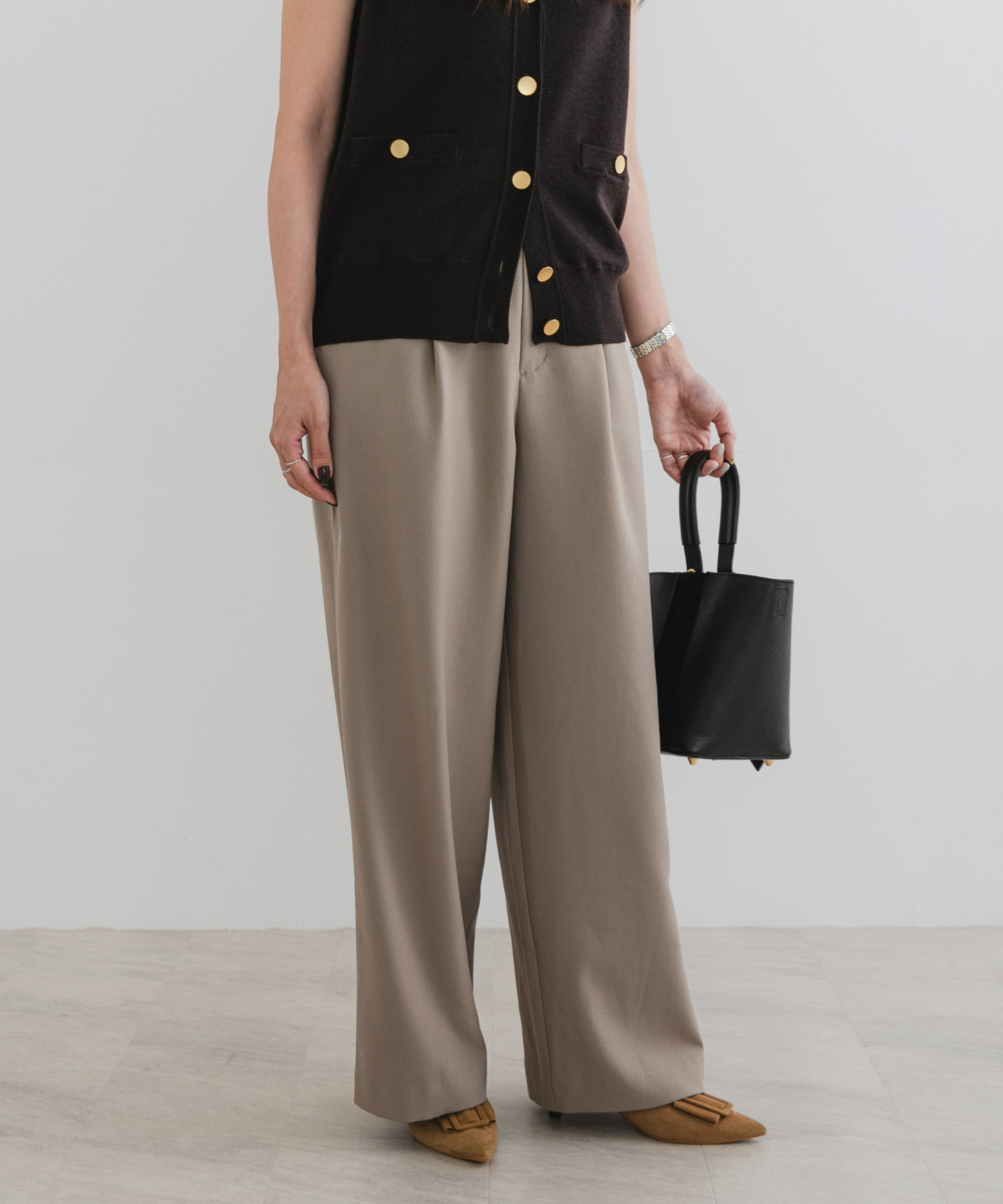 身長：161cm サイズ：38