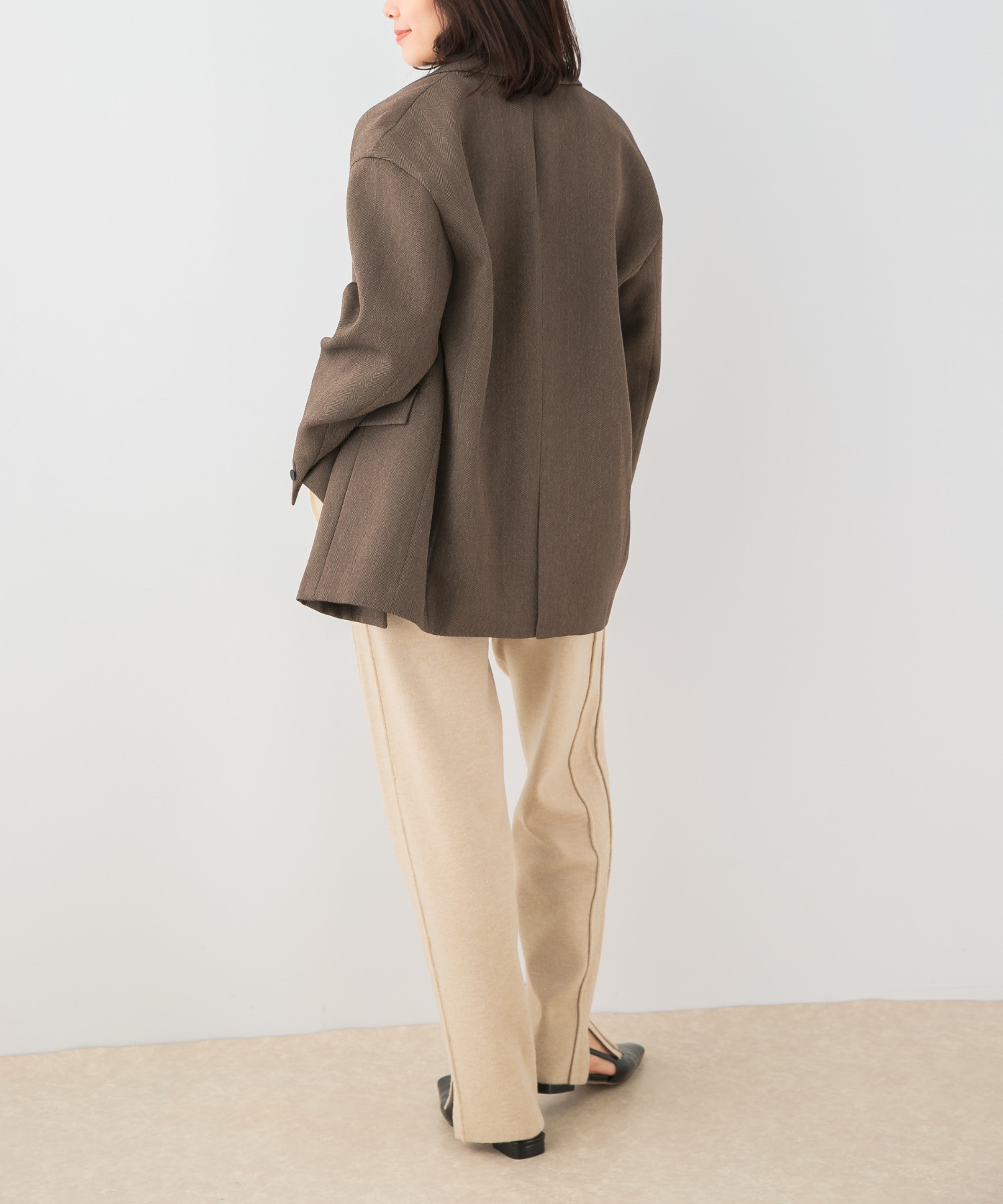 L/BEIGE