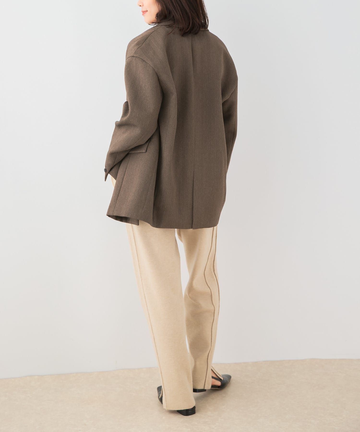 L/BEIGE