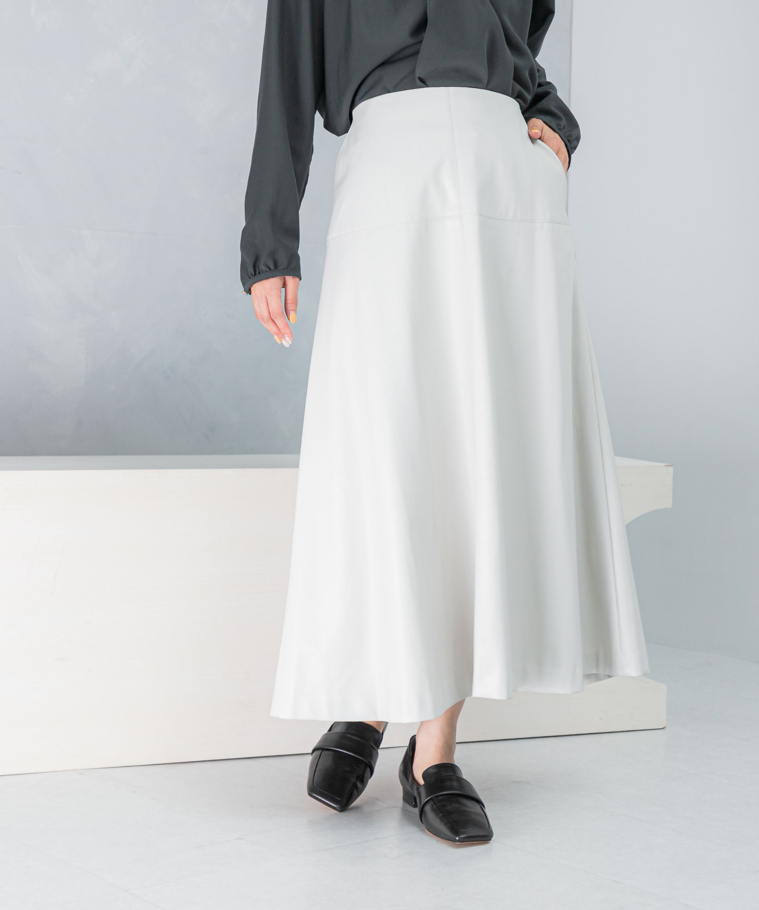 LIGHTGRAY