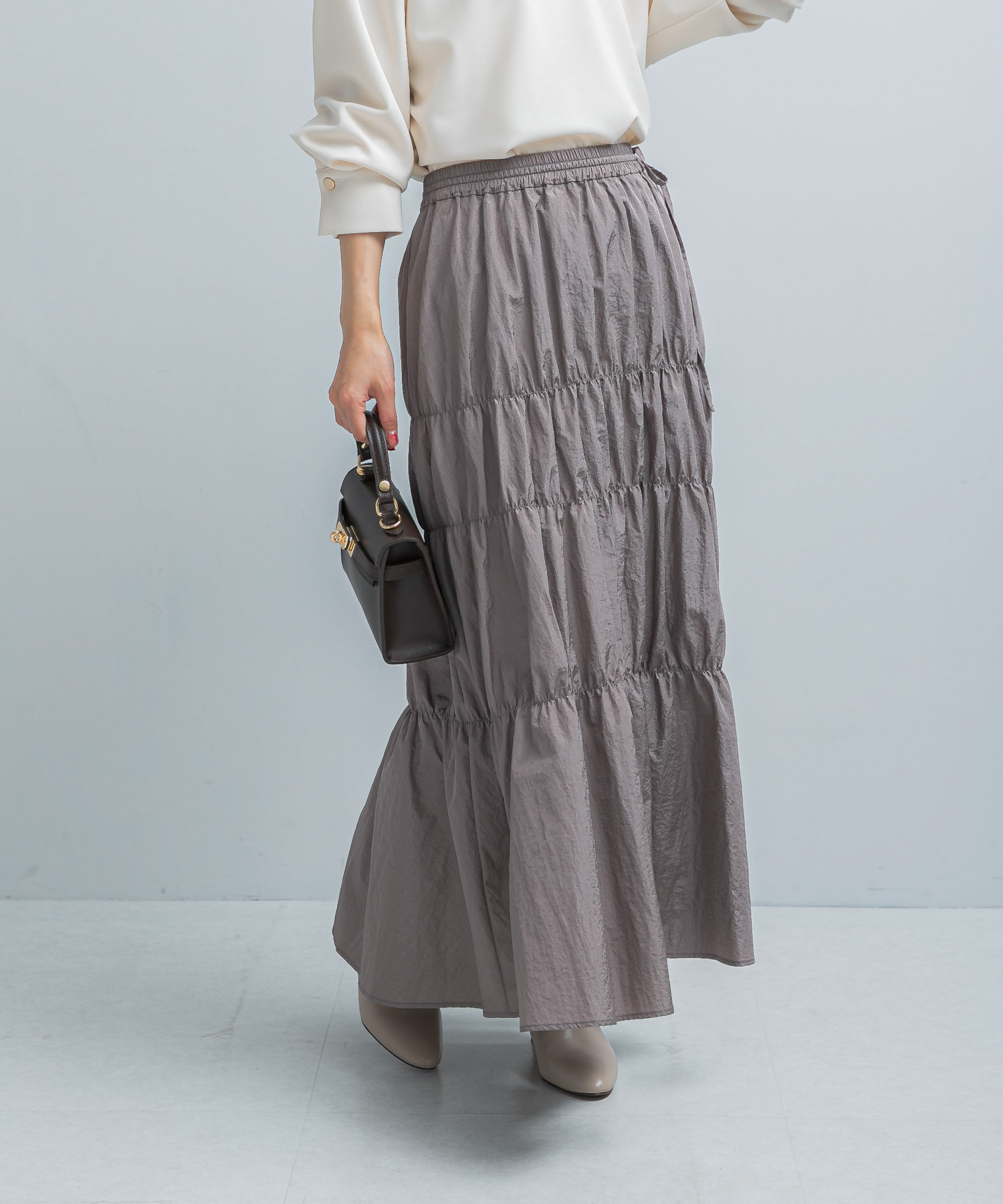 ブライトシャーリングスカート