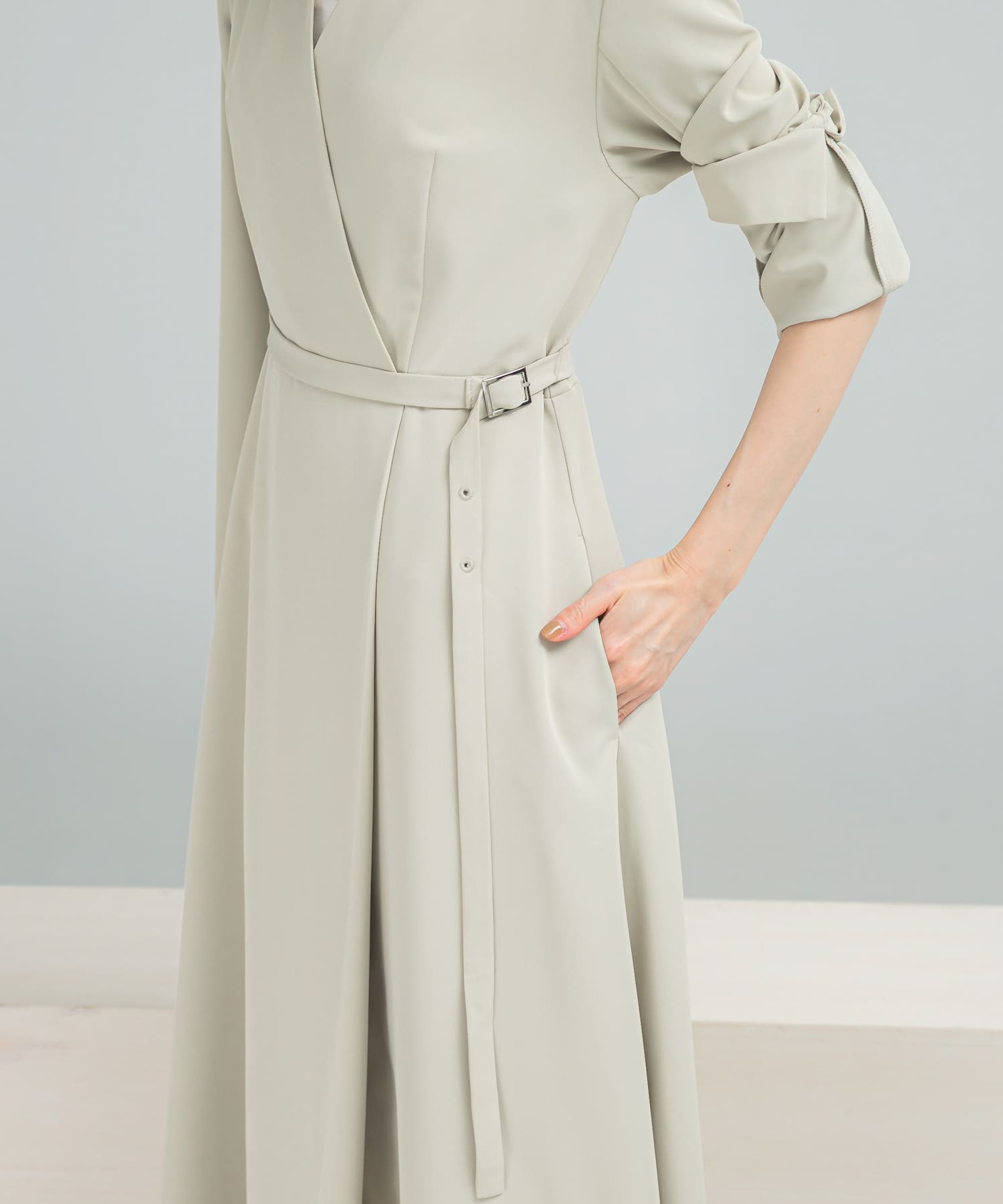 ベルトデザインカシュクールワンピース(Free L/BEIGE): ワンピース