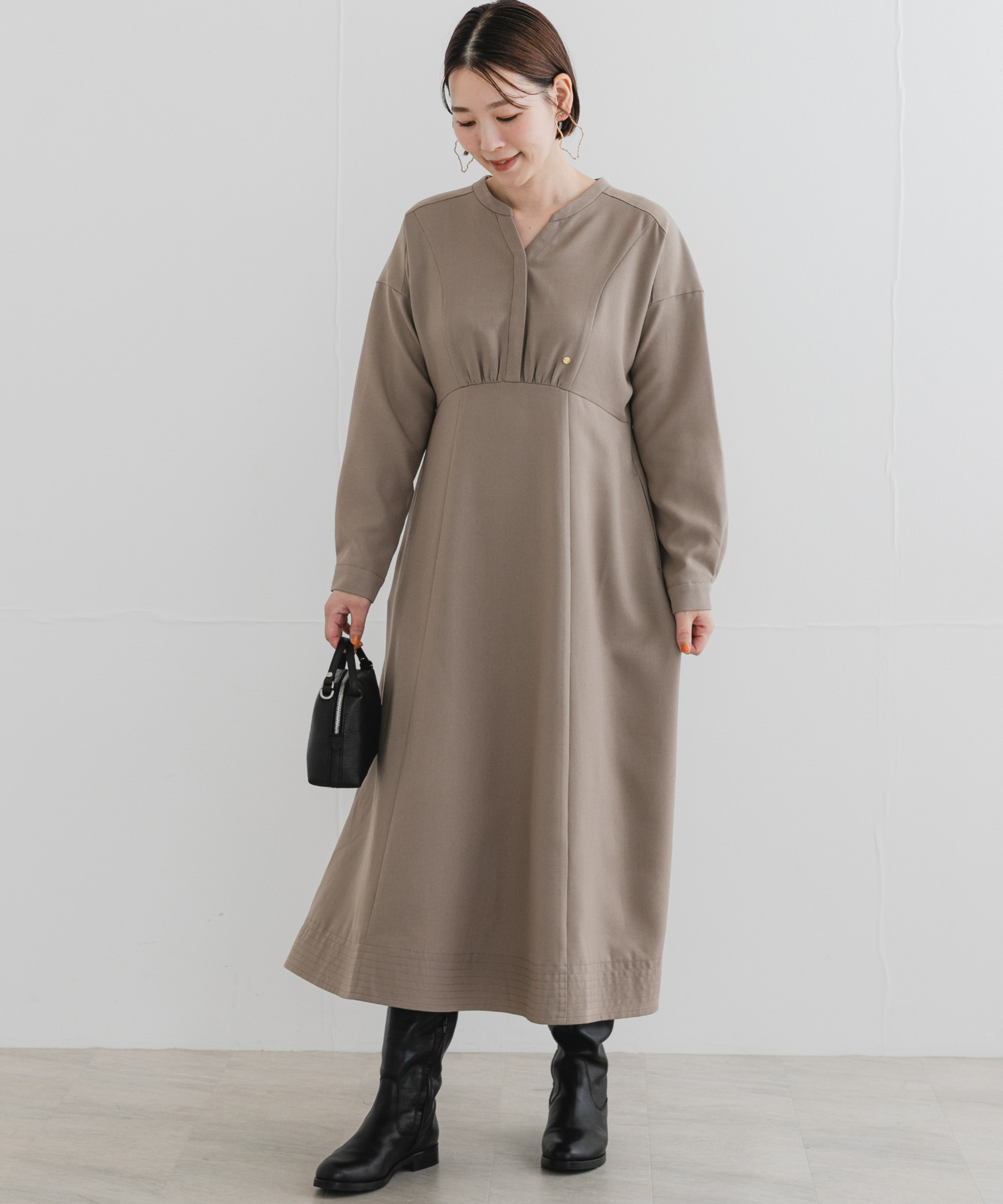 身長：164cm サイズ：38