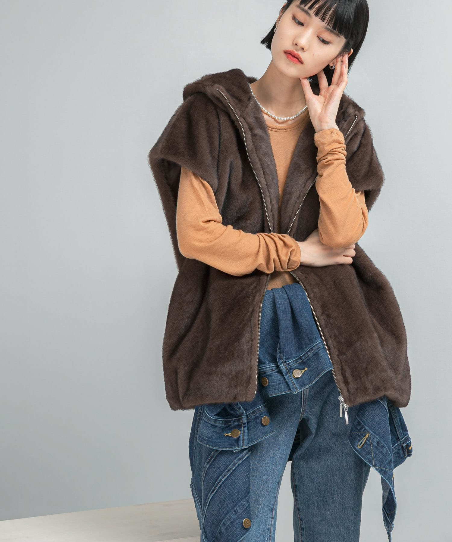 ECOPELファーフードジレ BROWN FREE
