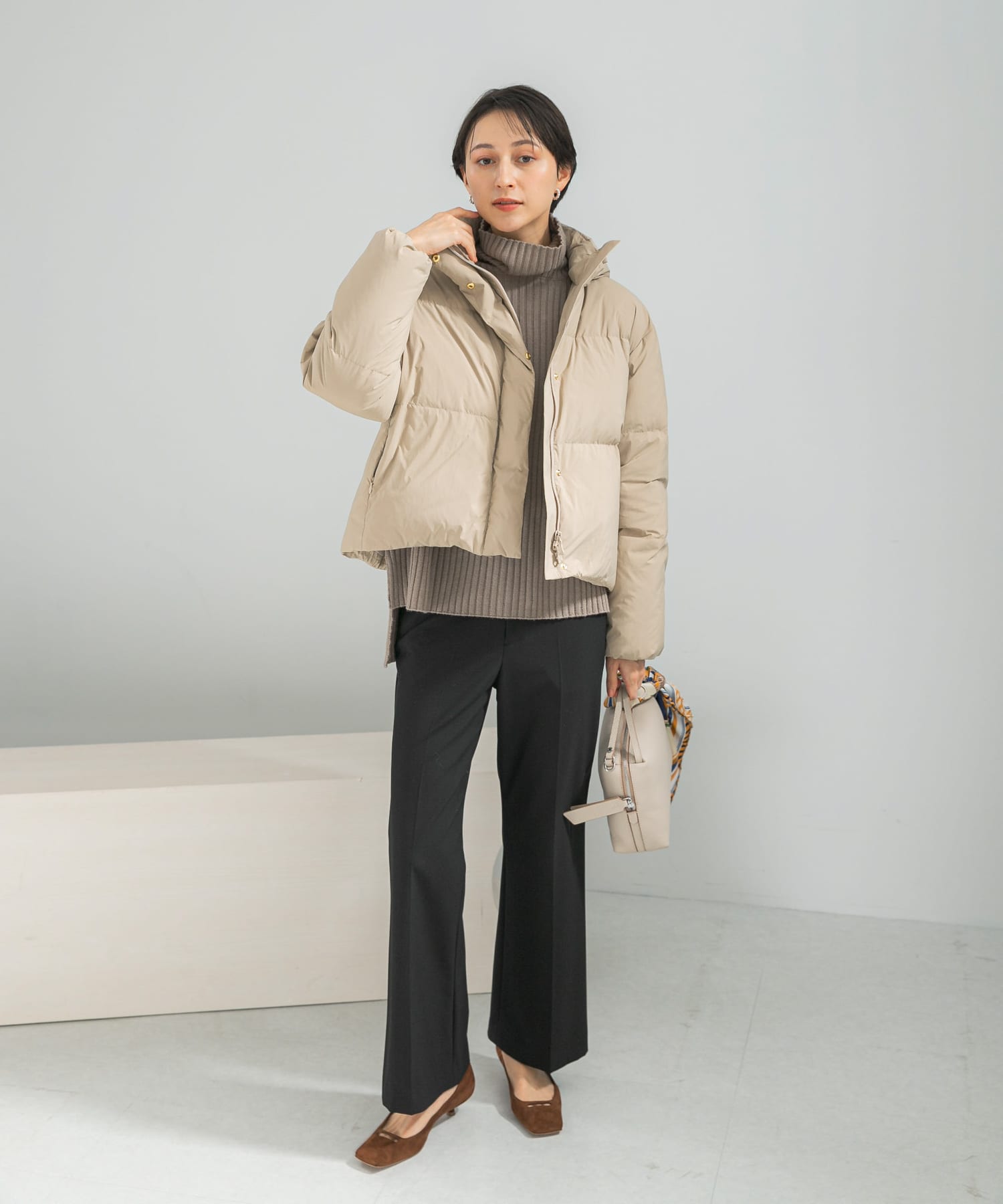 L/BEIGE