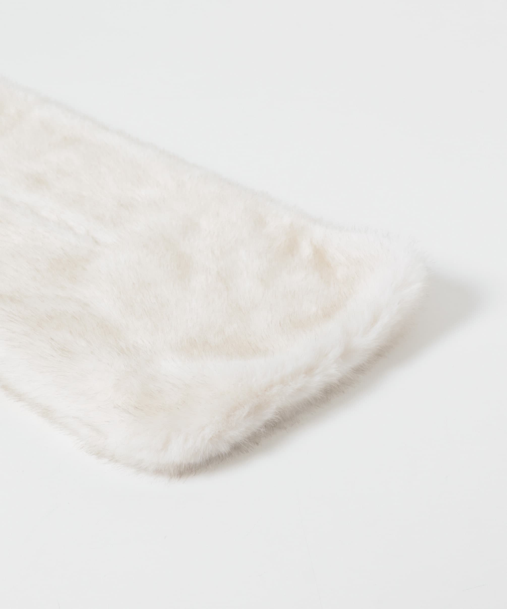 THINK FUR　Mink Like Fur Tippet Ivory Free