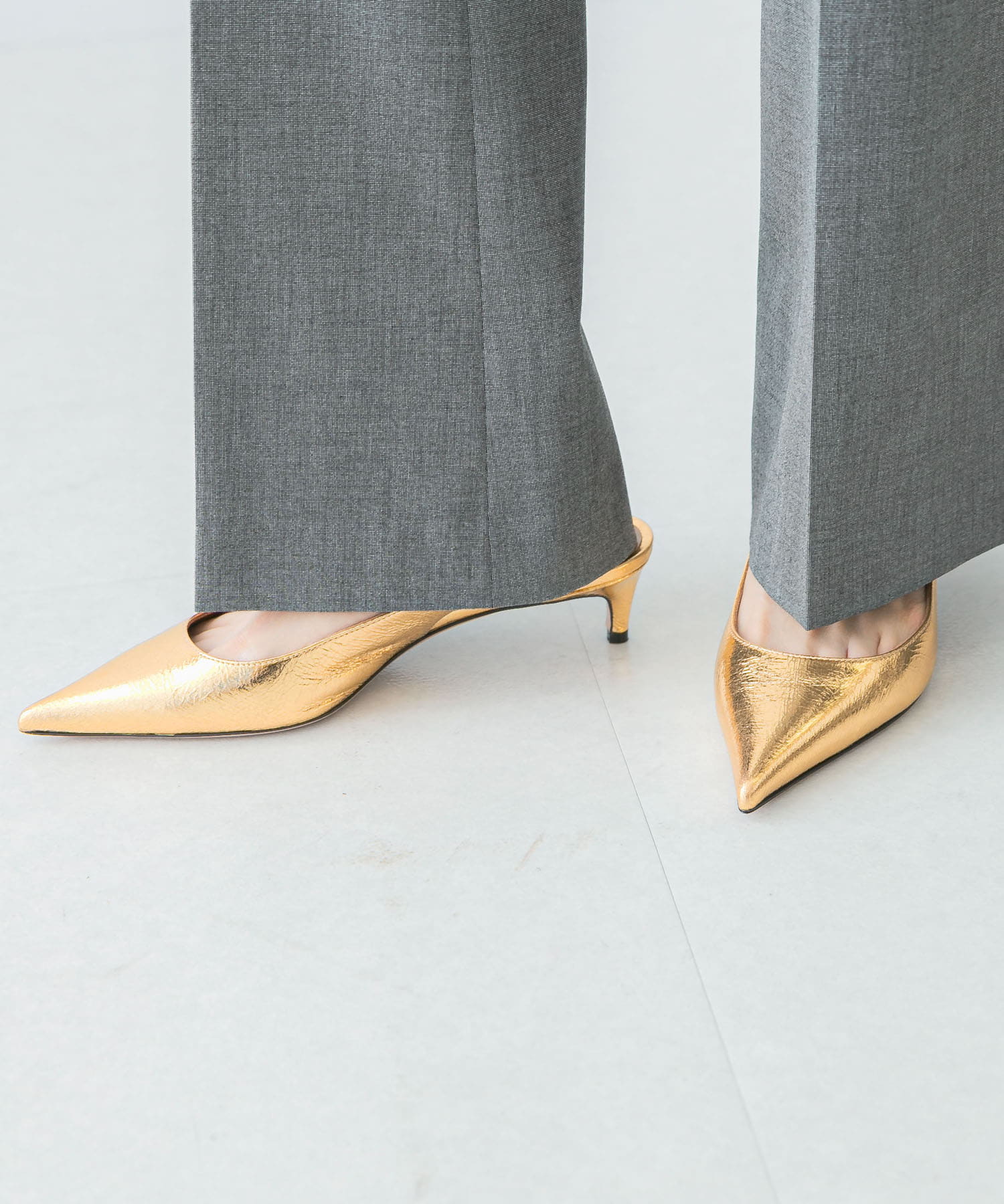 PELLICO バックストラップパンプス(36 GOLD): シューズ｜URBAN