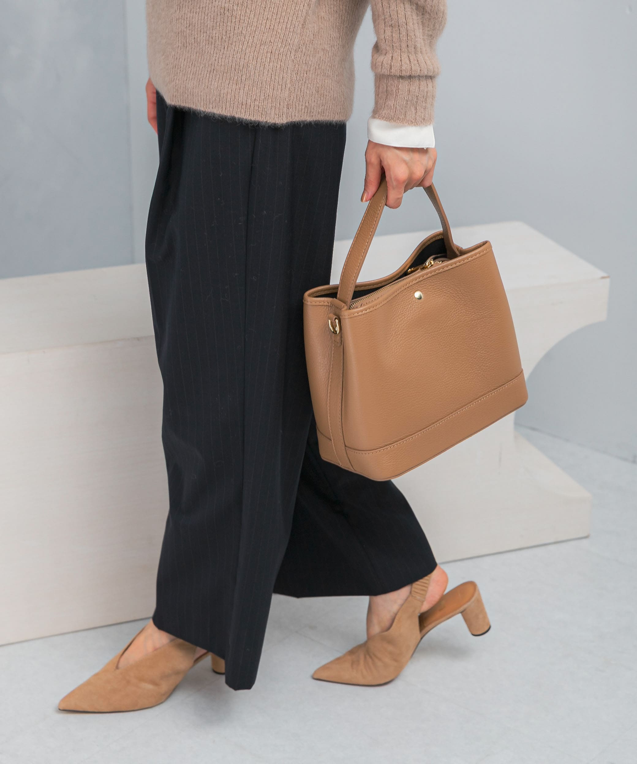 AULENTTI　スクエアBAG