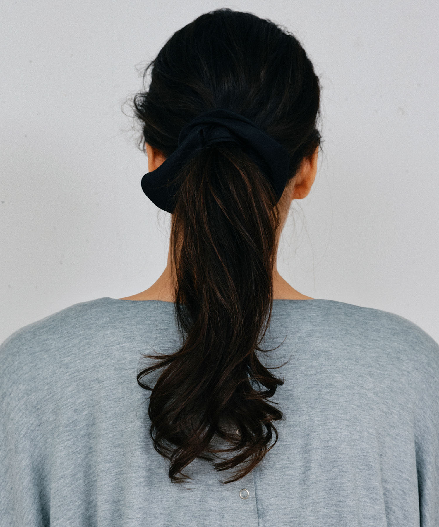 heyep　Silk Heart Scrunchie Medium
