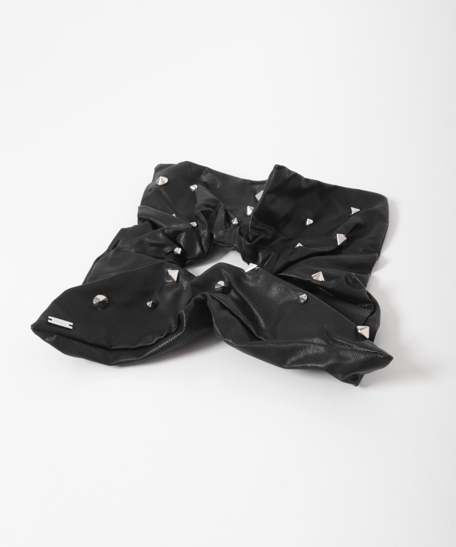 heyep　Faux Leather Studded Scrunchie