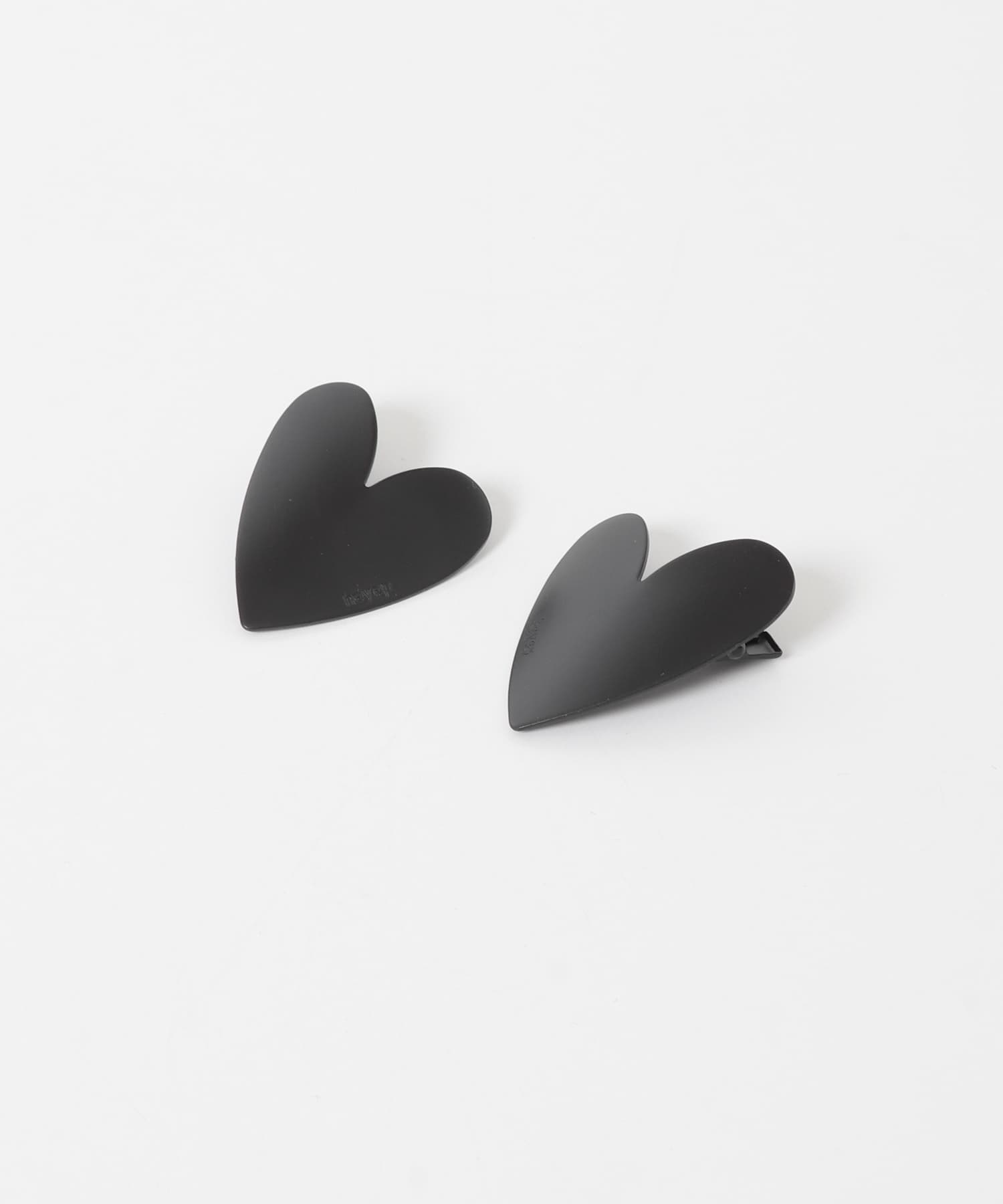 heyep　Heart Motif Hair Clips 2P