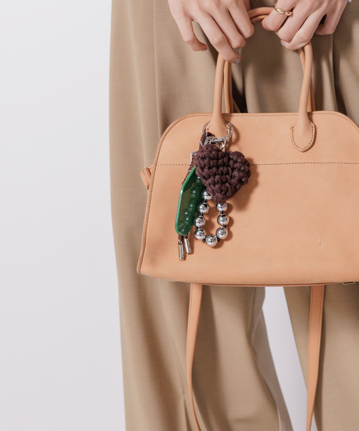 CHIGNON　プレイフルキーホルダー