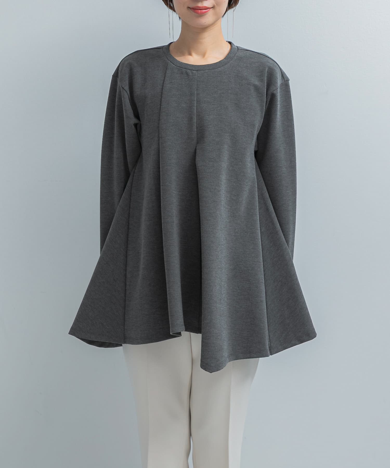 ELENDEEK　ASYME HEM LONG SL CUT AND SEWN GRY Free