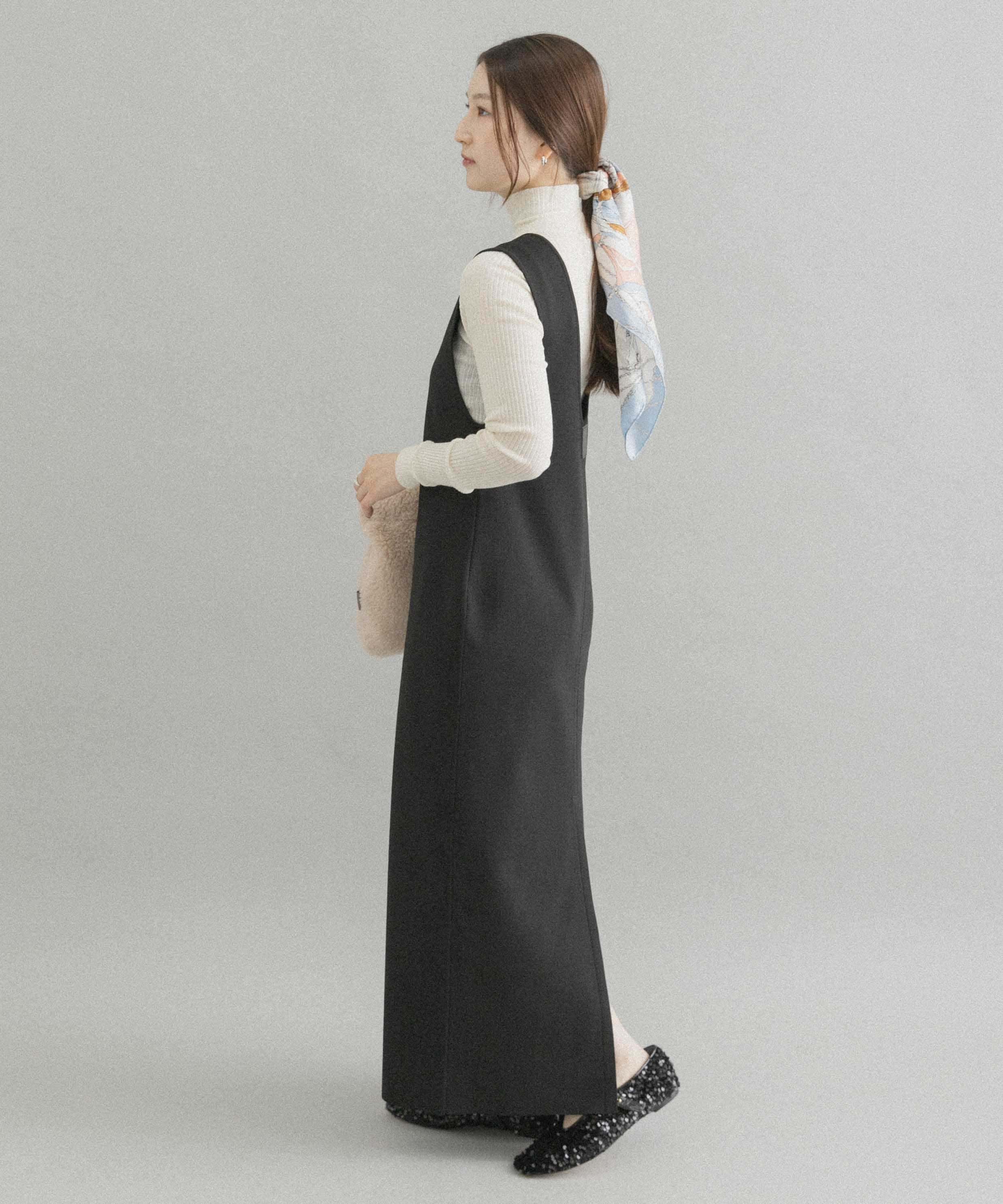 ブラック