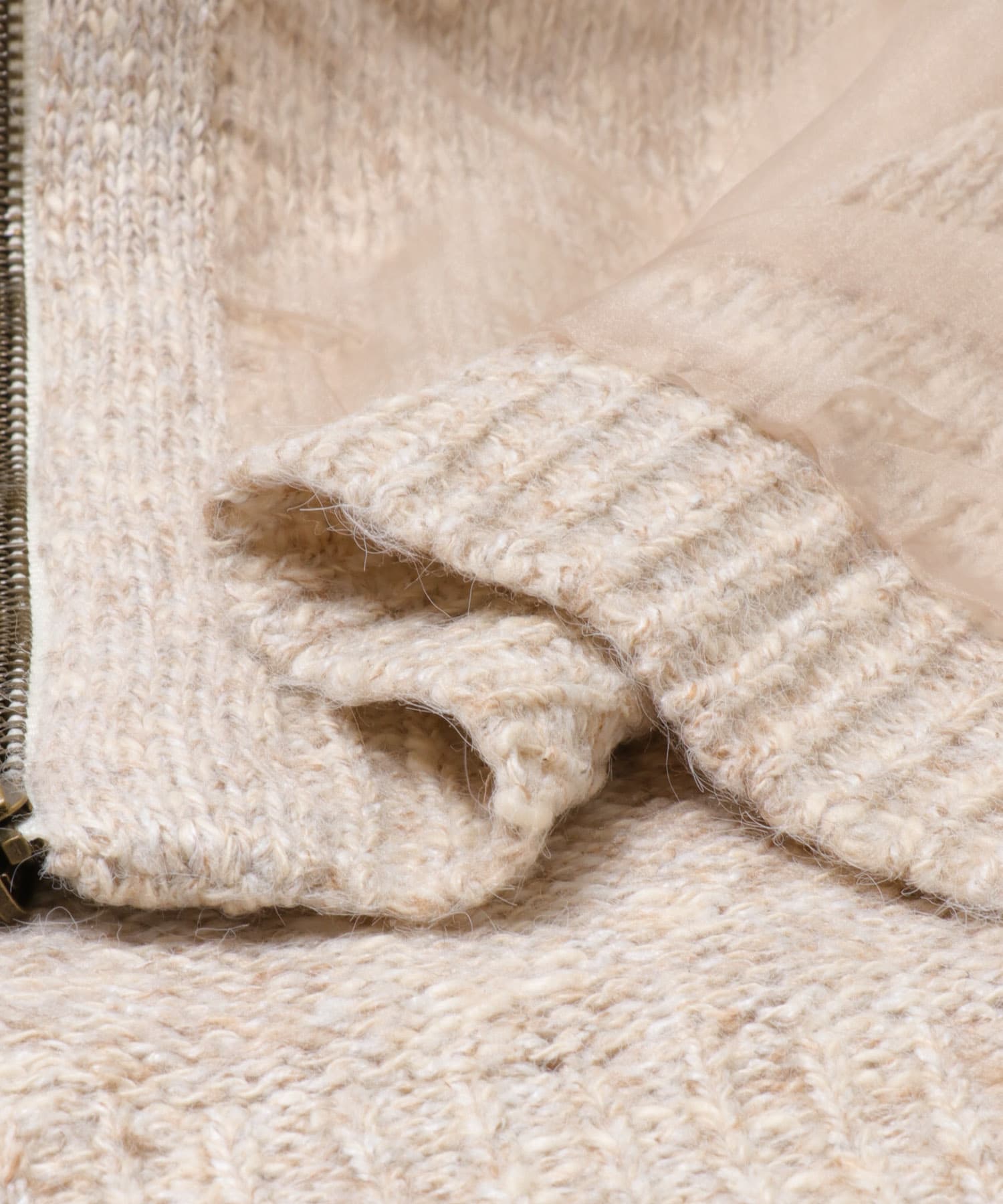 CHIGNON　リバーオーガンドッキングカーディガン BEIGE Free