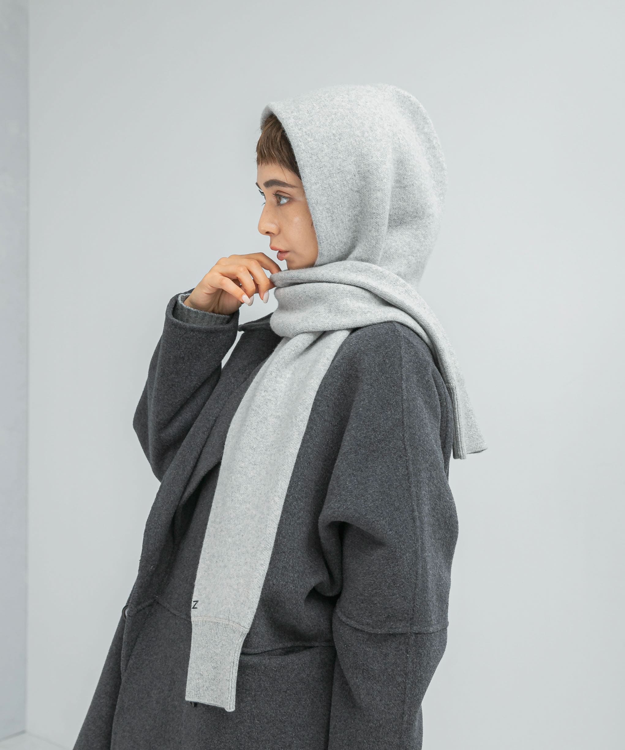 ADAWASｘEZ　CASHMERE-BLEND HOOD