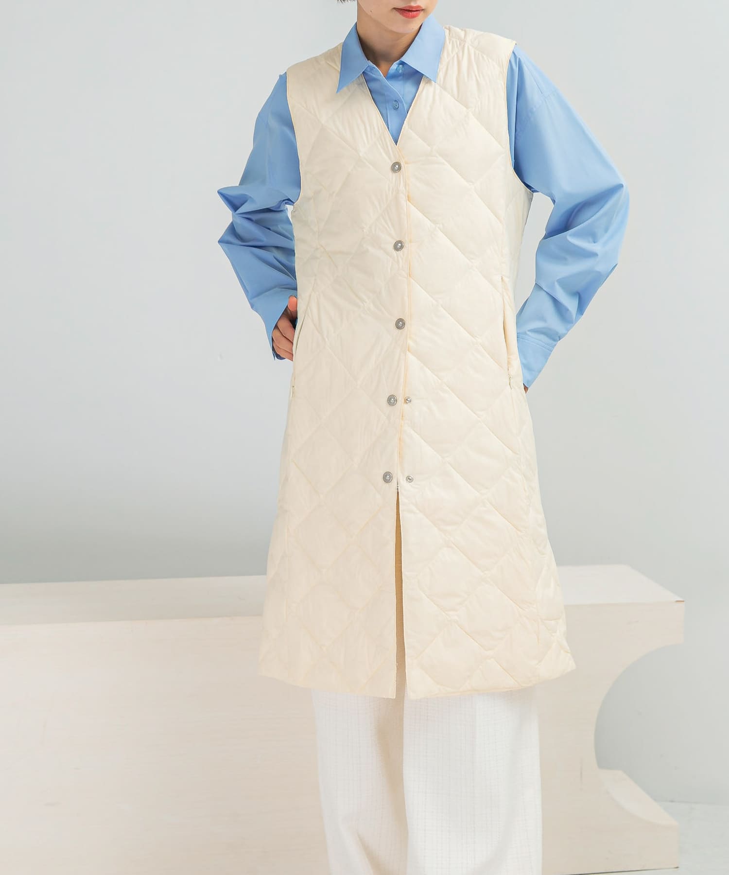 TAION　VNECK LONG DOWN GILET