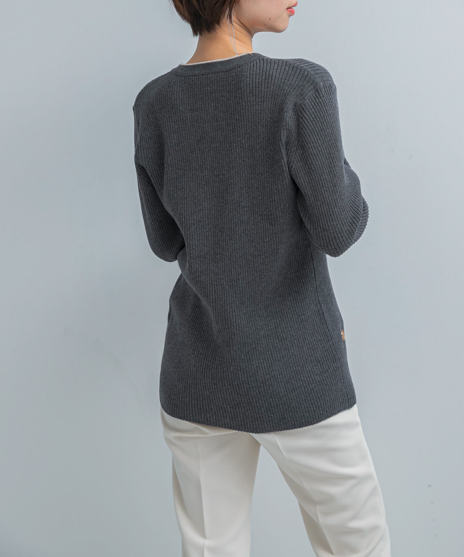 YENN WOOL RIB CREW CARDIGAN(Free CHARCOAL): トップス｜URBAN