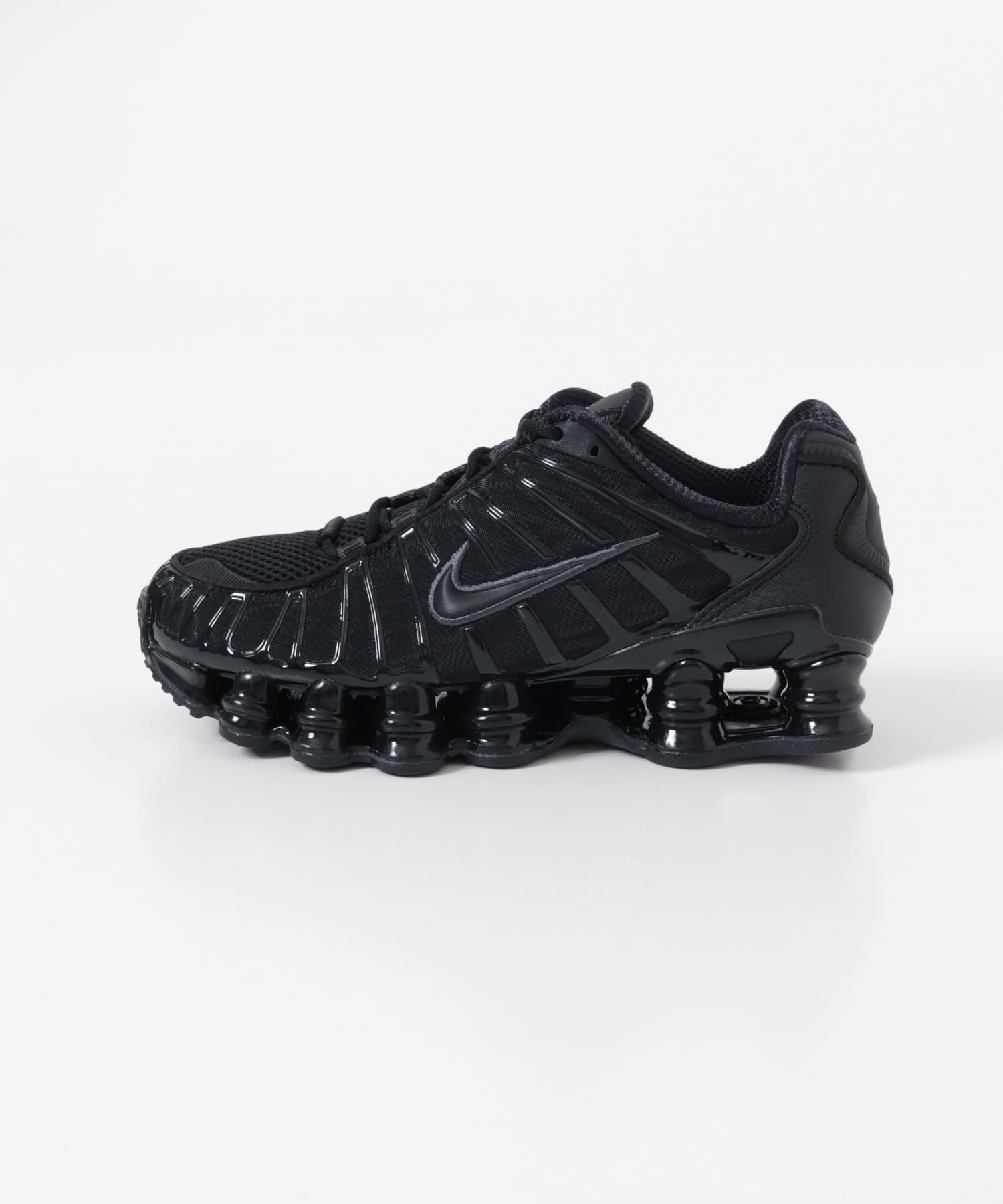 NIKE ウィメンズショックスTL(23 002ブラック): シューズ｜URBAN
