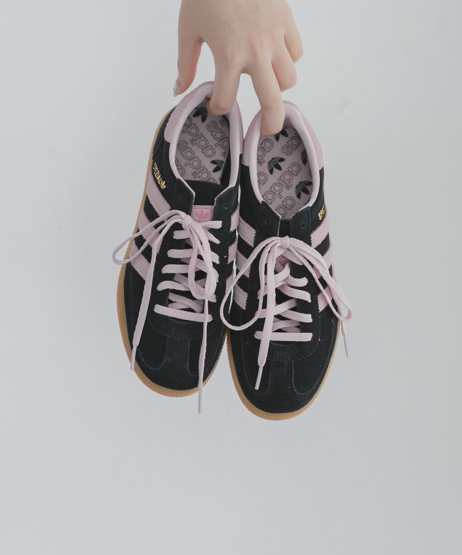 靴  TOKYO W 23.5 adidas TOKYO W(23.5 オフホワイト): シューズ｜URBAN RESEARCH公式