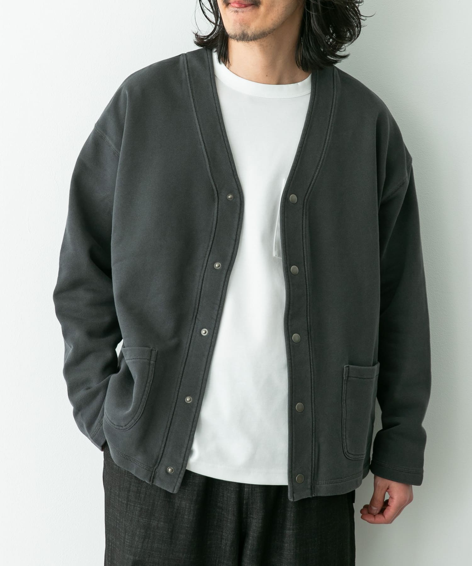 身長：180cm 体重：60kg サイズ：L