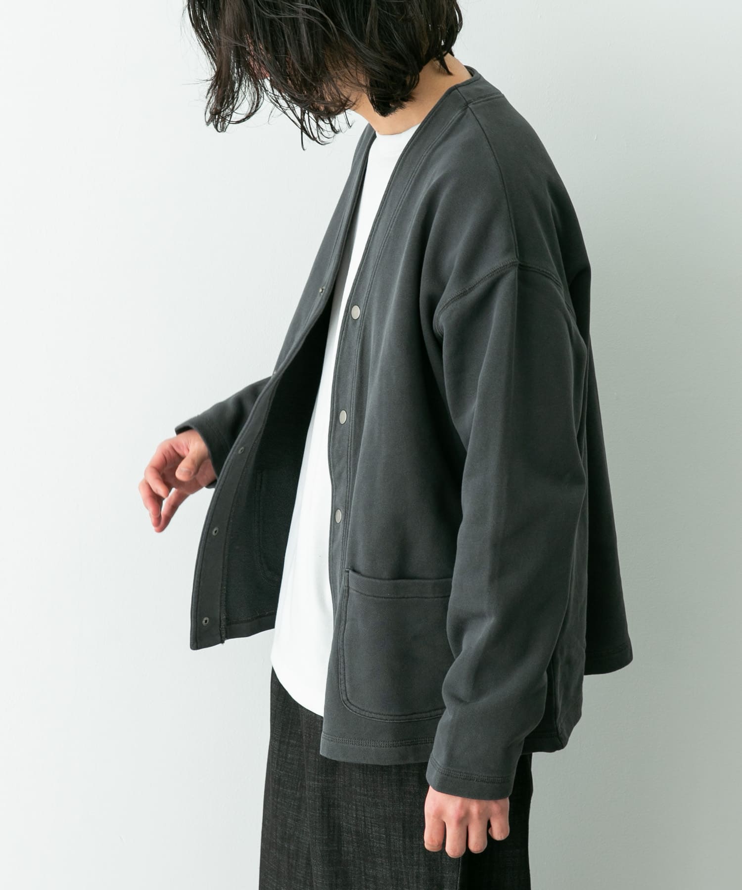 身長：180cm 体重：60kg サイズ：L