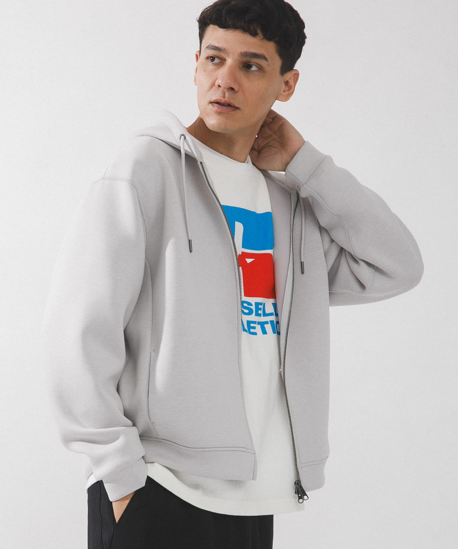 ダンボールニットジップアップフーディー