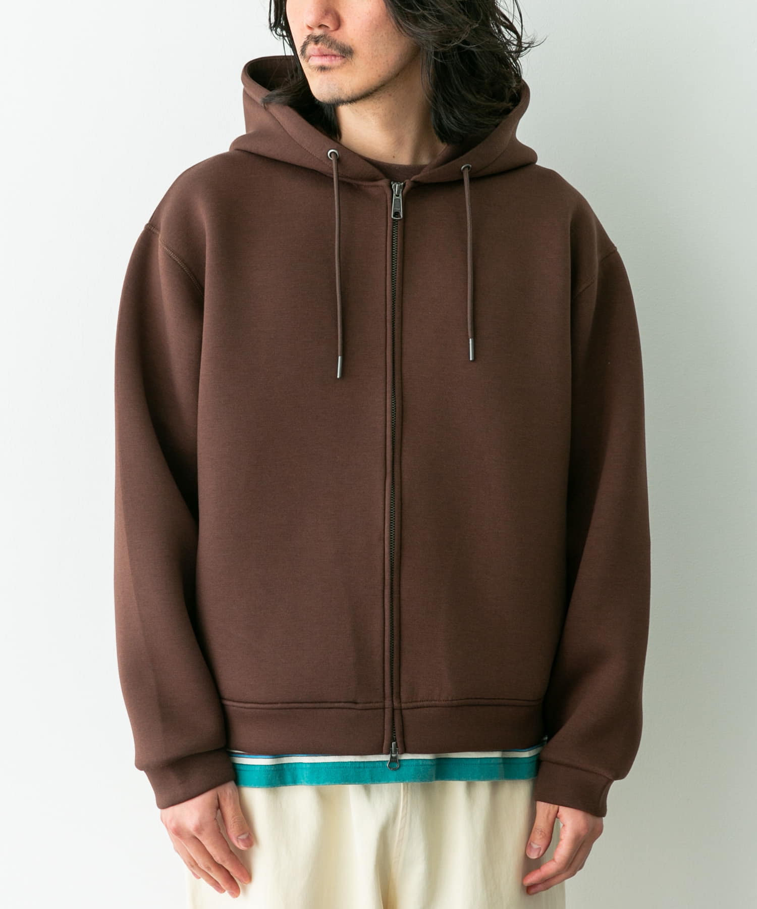 身長：180cm 体重：60kg サイズ：L