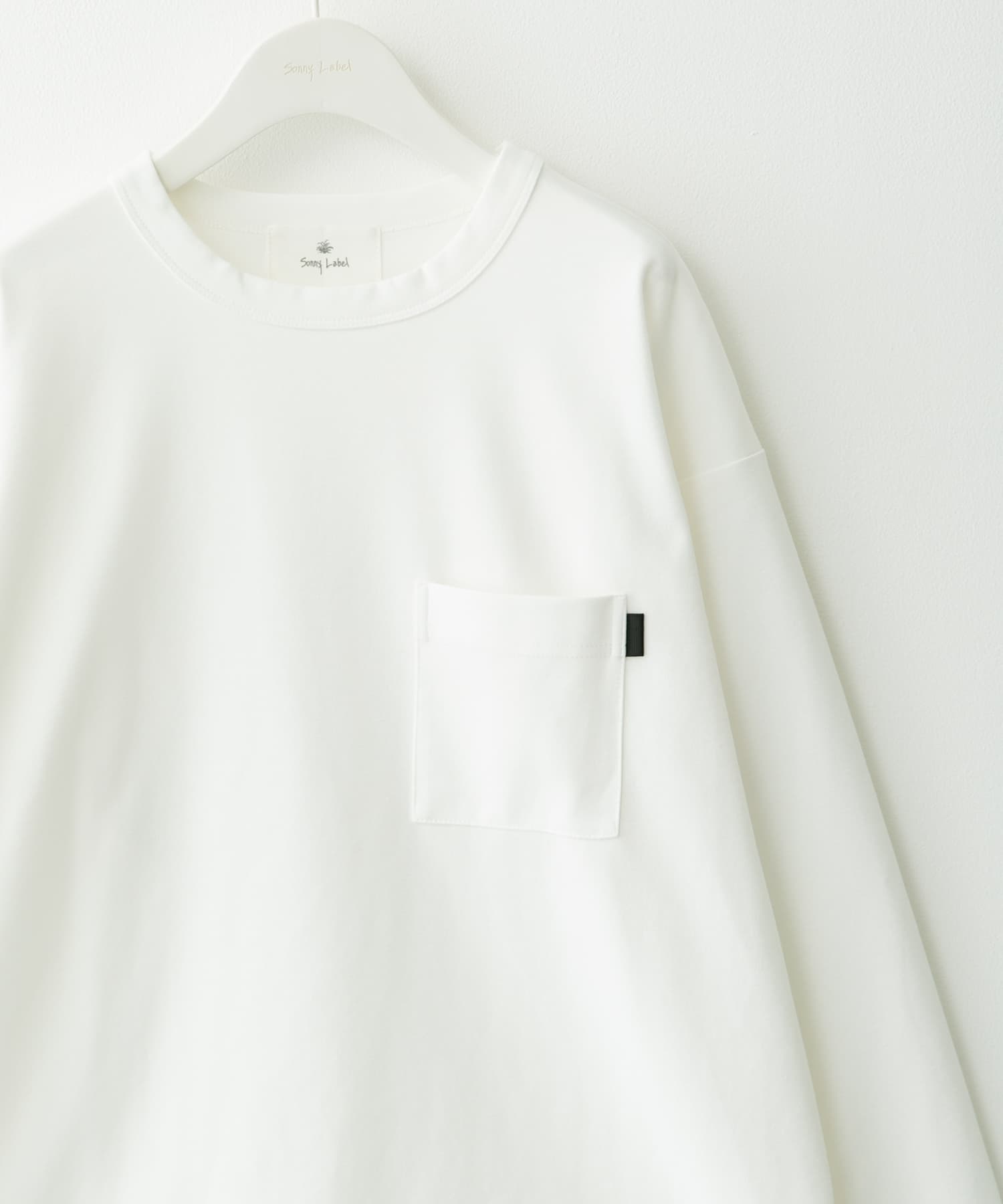 ポンチポケット付ロングスリーブTシャツ(M ホワイト): トップス｜URBAN