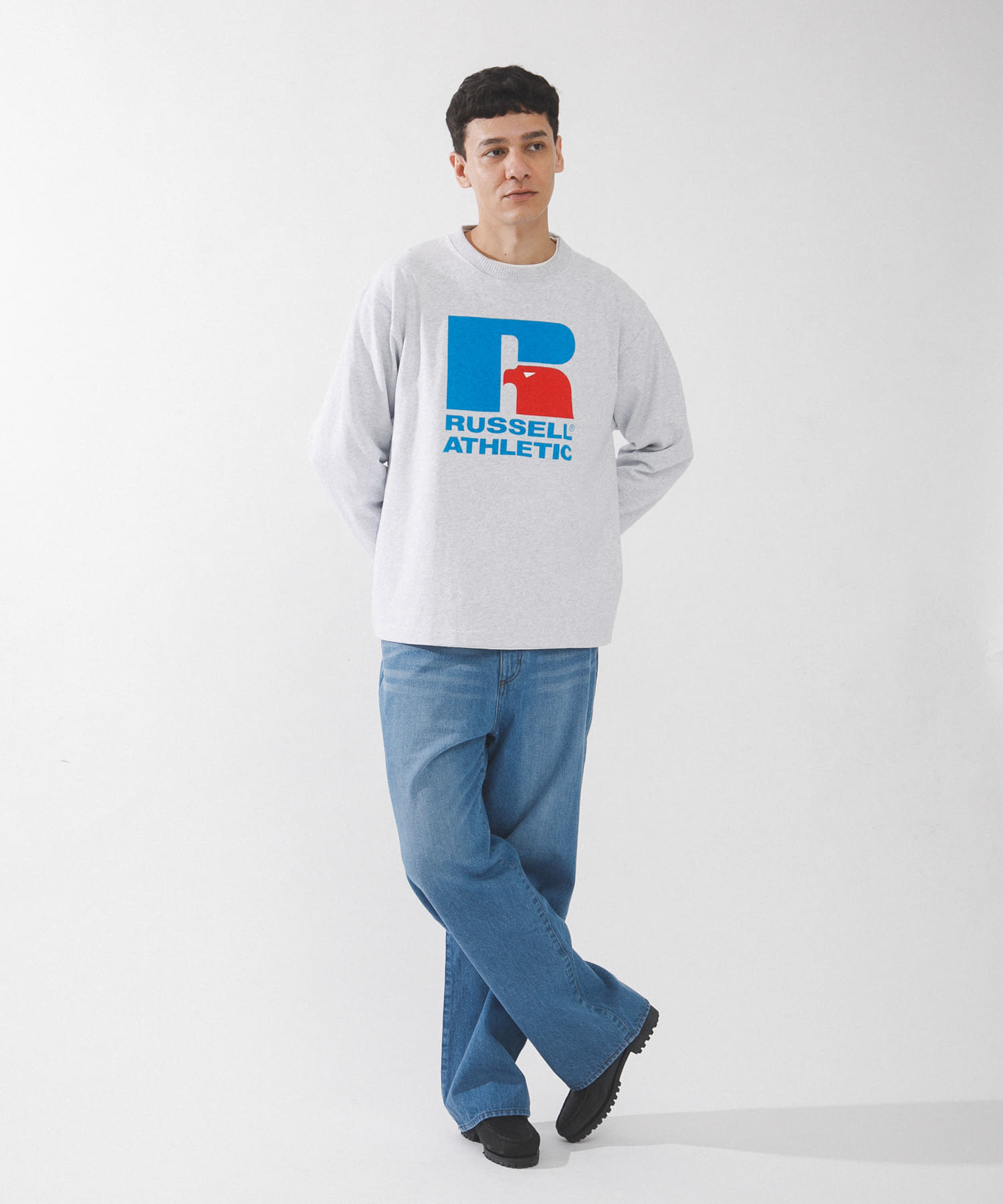 アッシュグレー