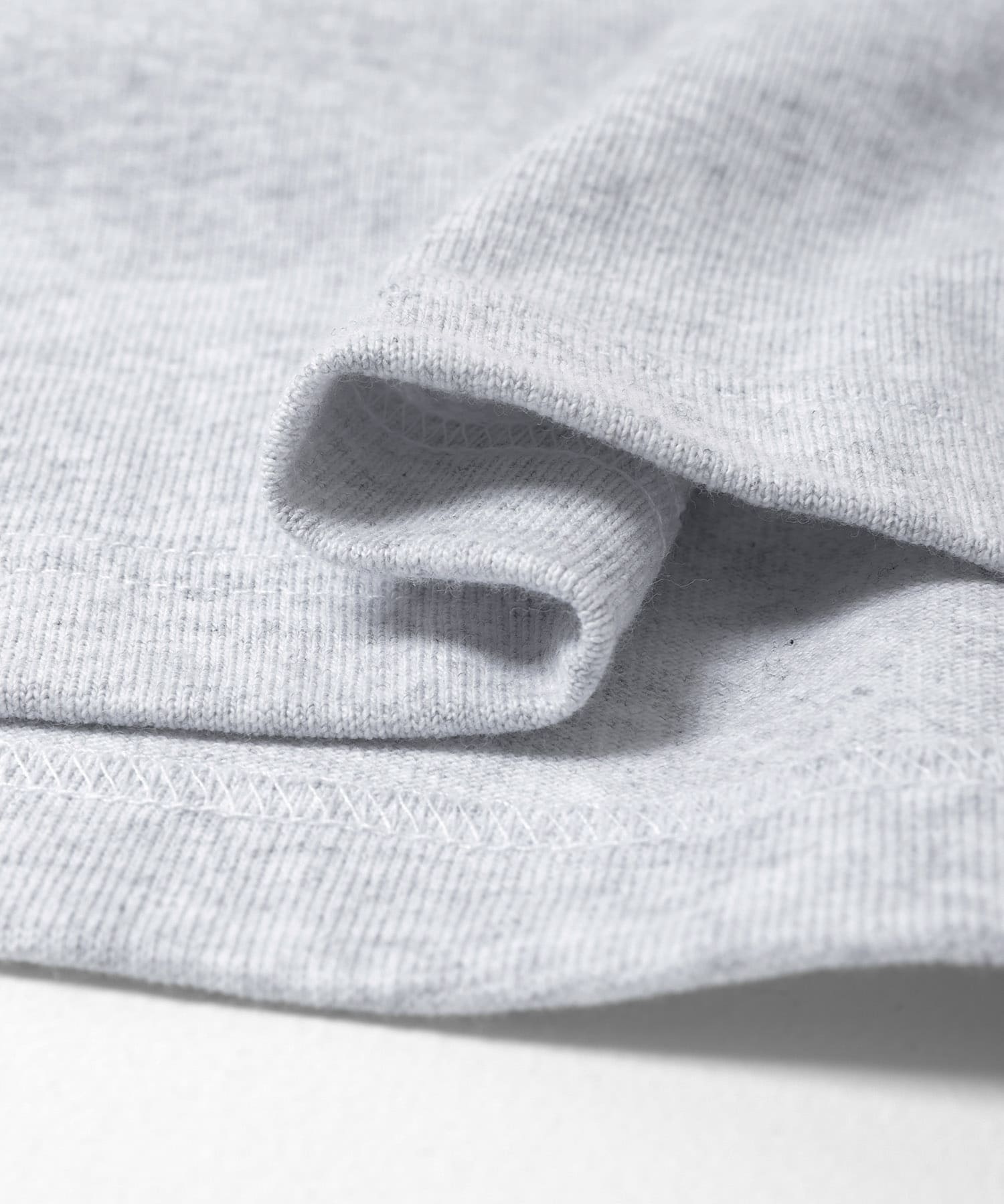 アッシュグレー