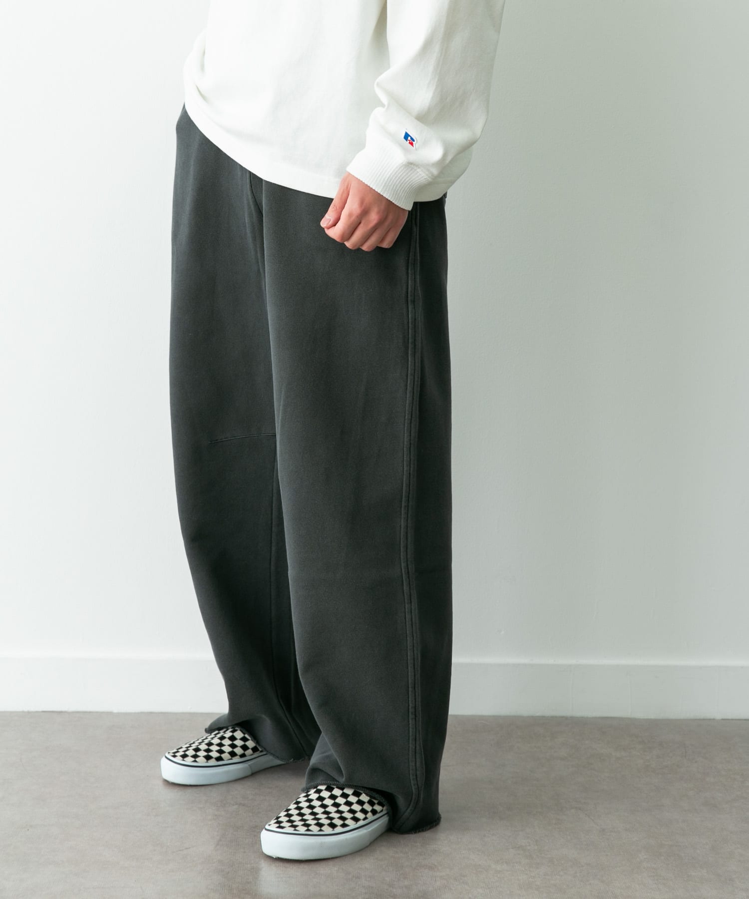 身長：180cm 体重：60kg サイズ：L