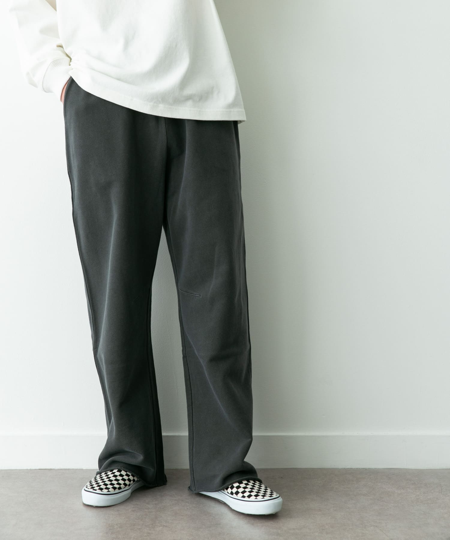 身長：180cm 体重：60kg サイズ：L