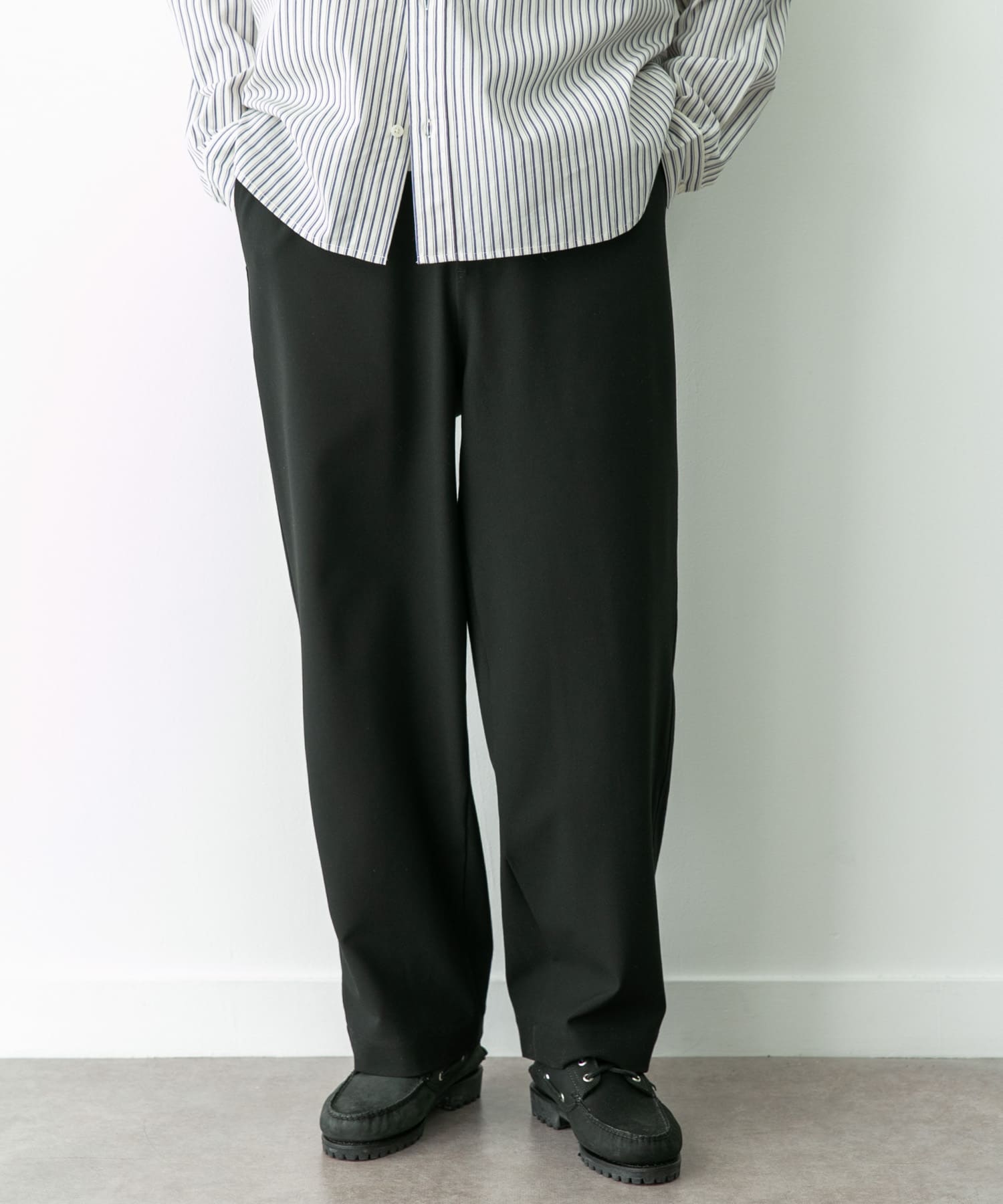 ハイスペワイドストレートイージーパンツ ブラック S