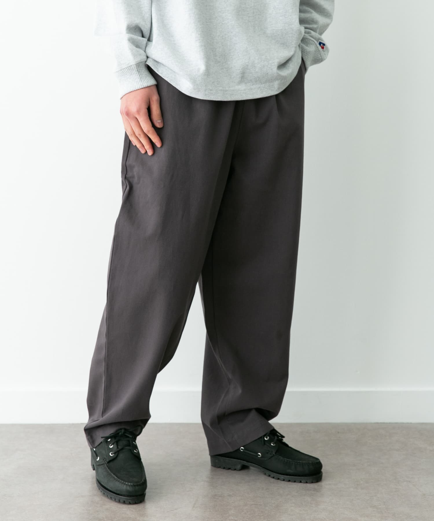 身長：180cm 体重 : 60kg サイズ：L