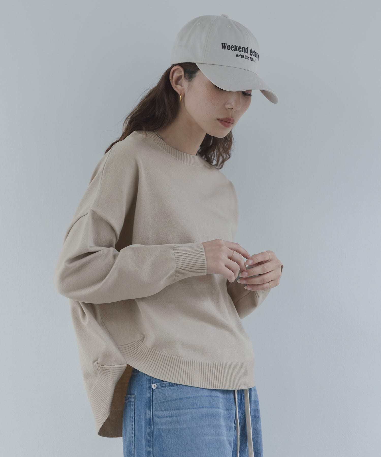 ライトベージュ