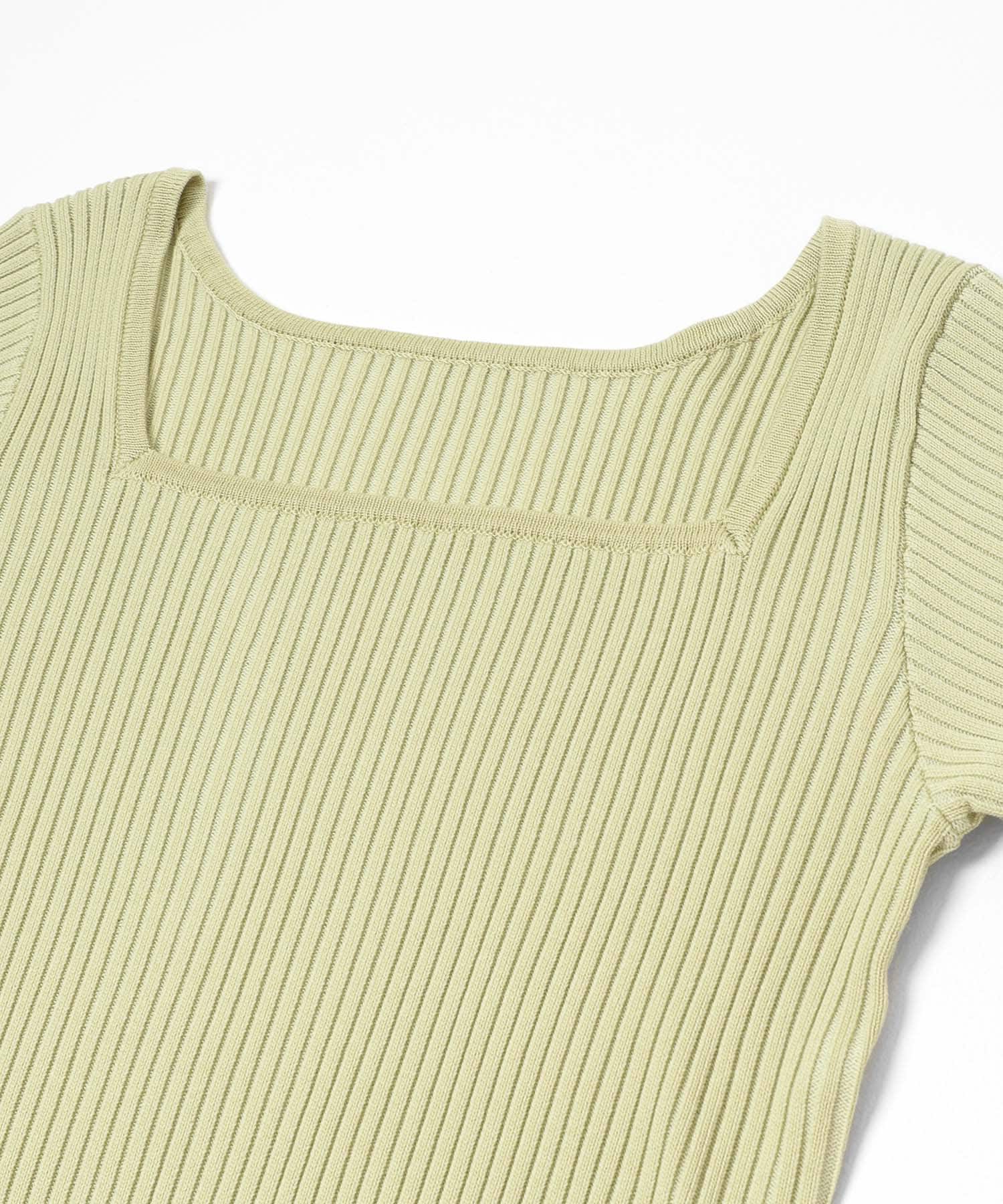 『WEB限定』シルク混スクエアネックニット ピスタチオ Free