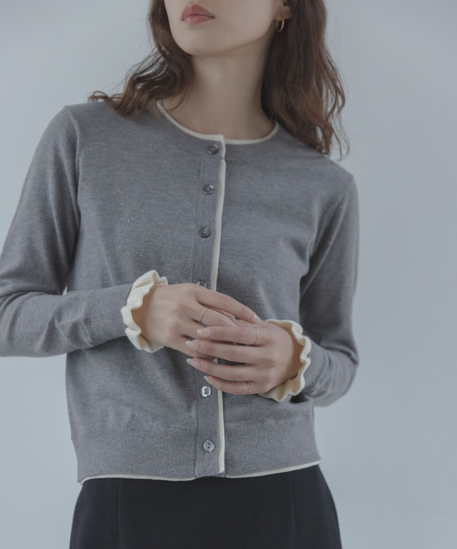 配色フリルニットカーディガン