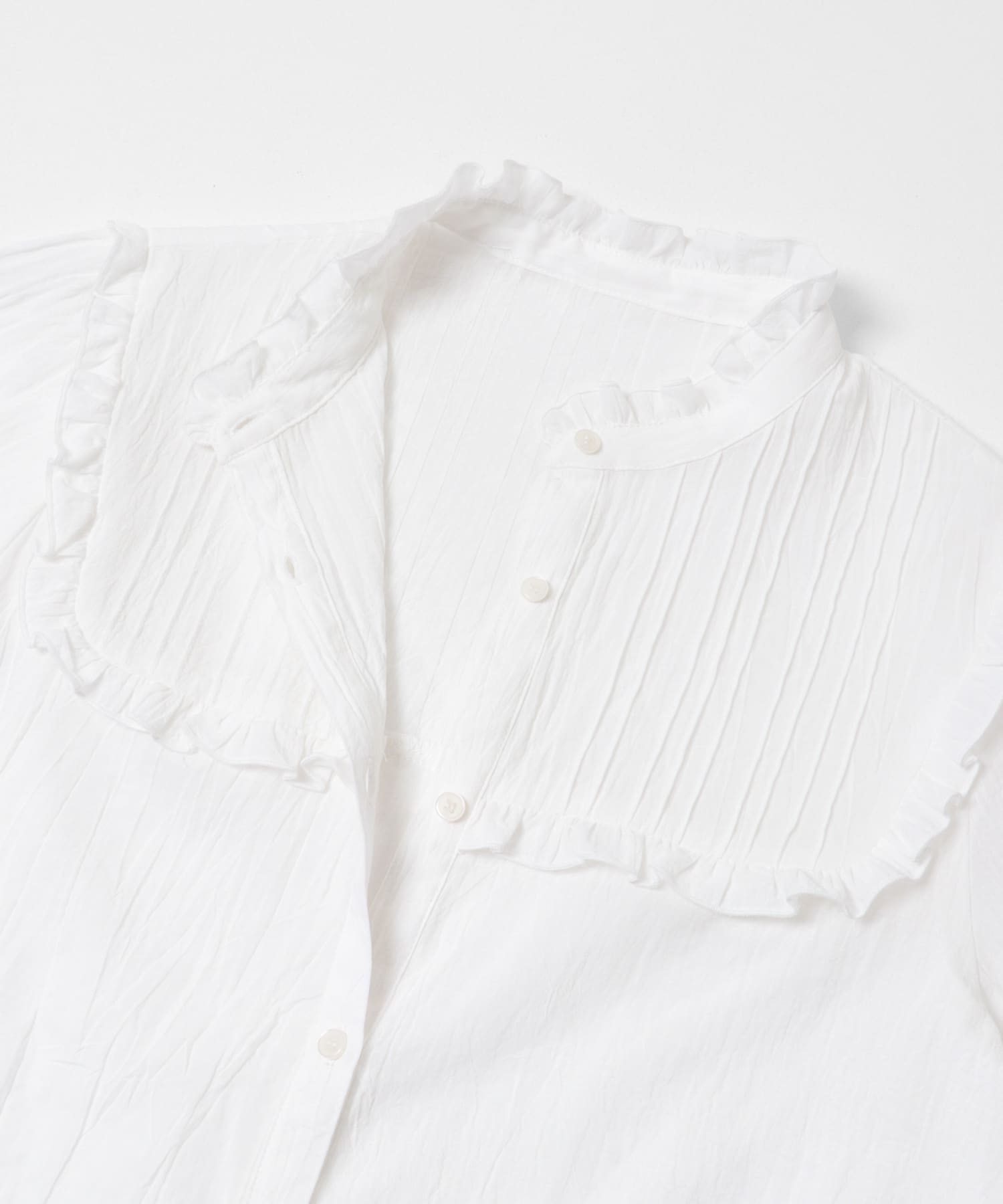 『WEB限定』スタンドカラーピンタックフリルシャツ オフ Free