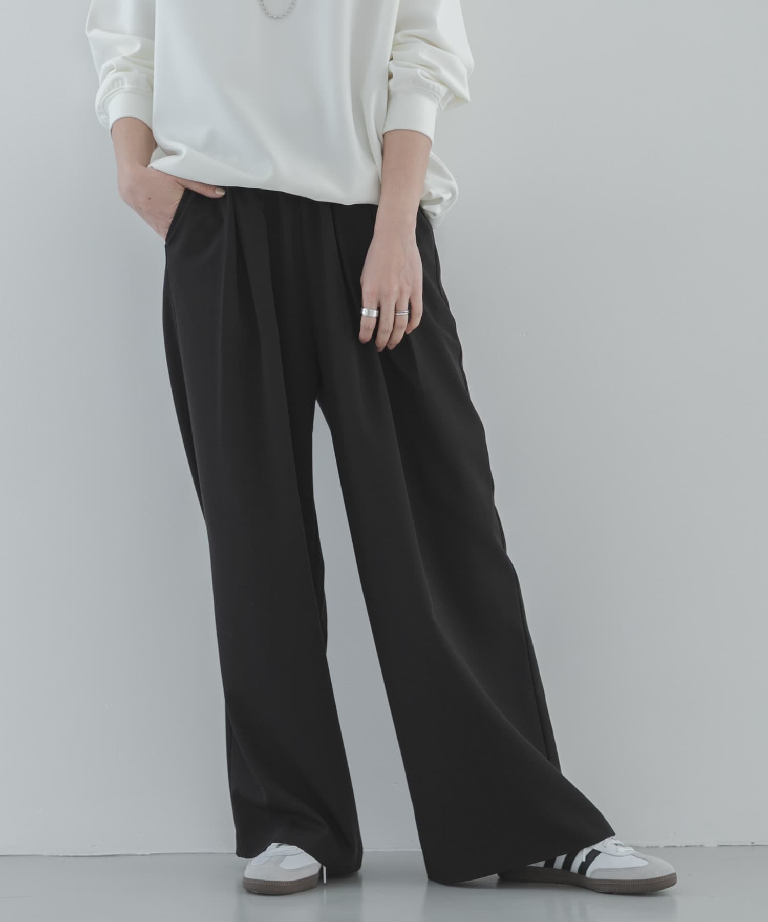 身長：167cm サイズ：38