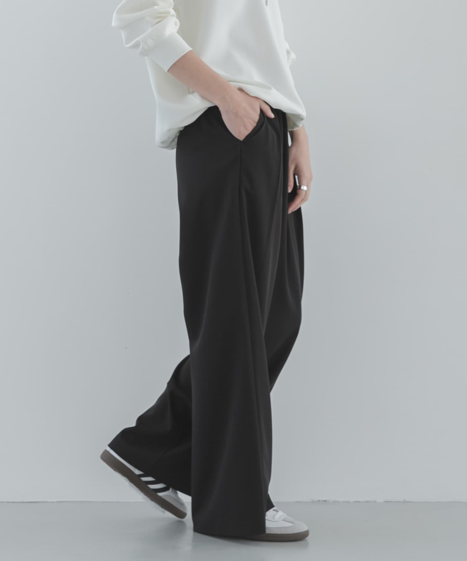 身長：167cm サイズ：38