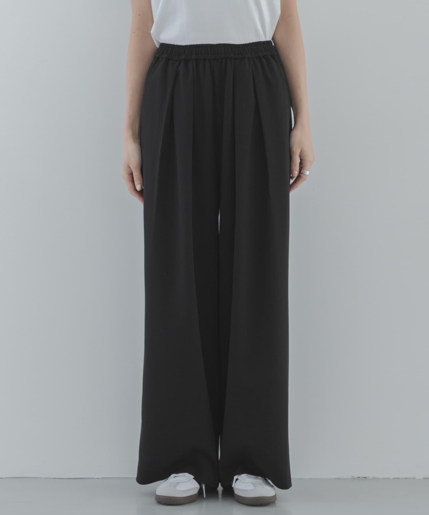 身長：167cm サイズ：38