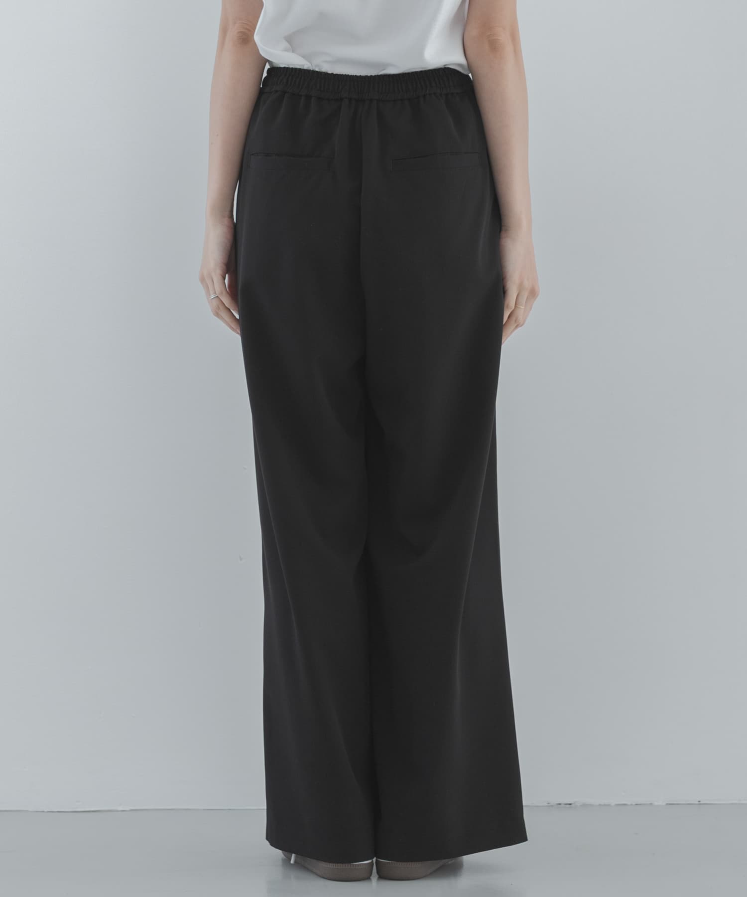 身長：167cm サイズ：38