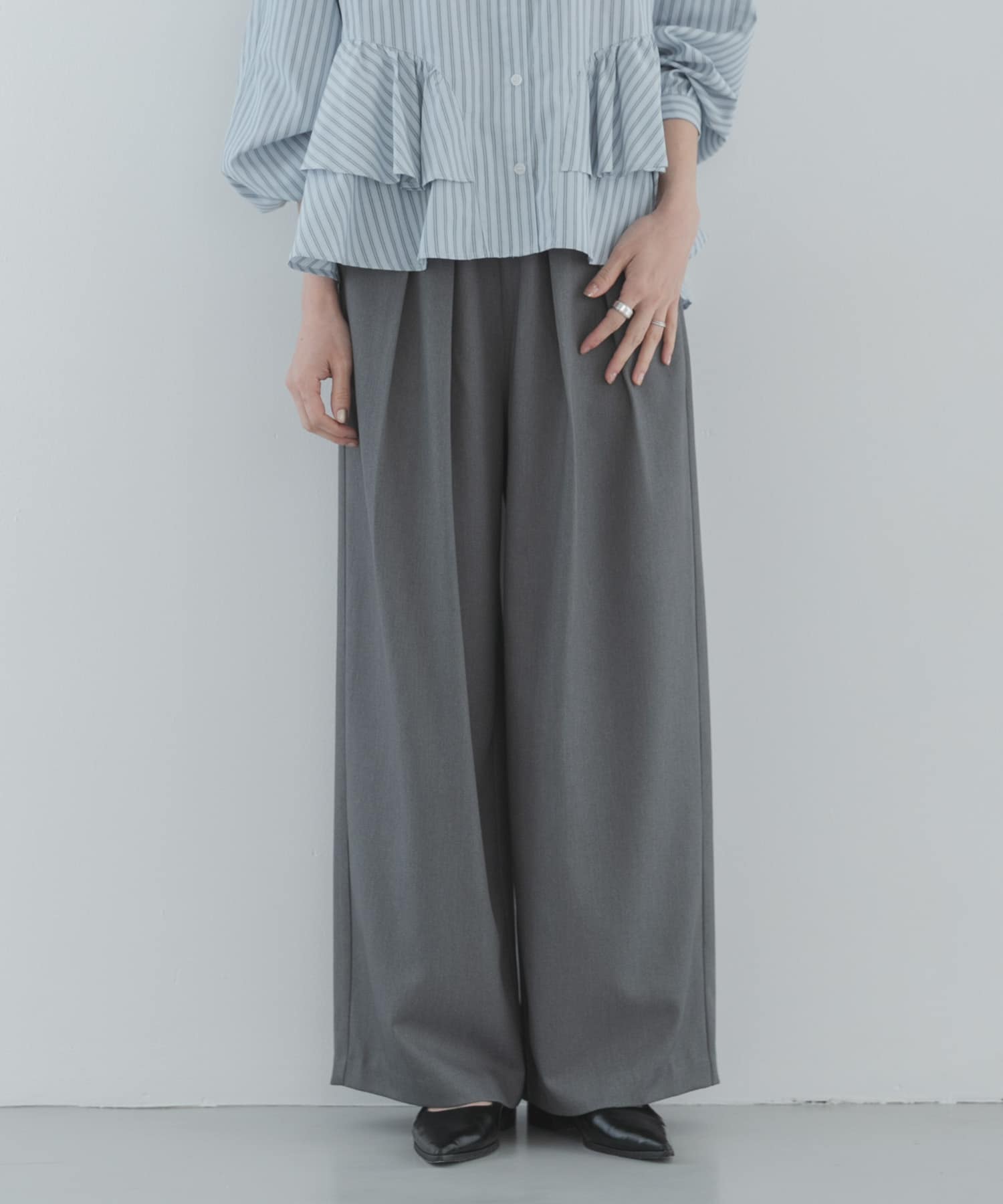 身長：167cm サイズ：38