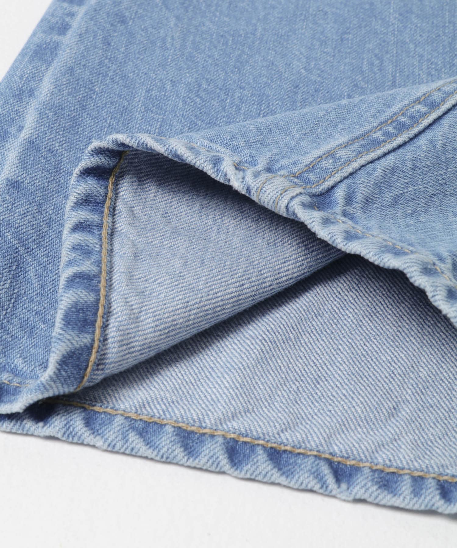 ライトインディゴ