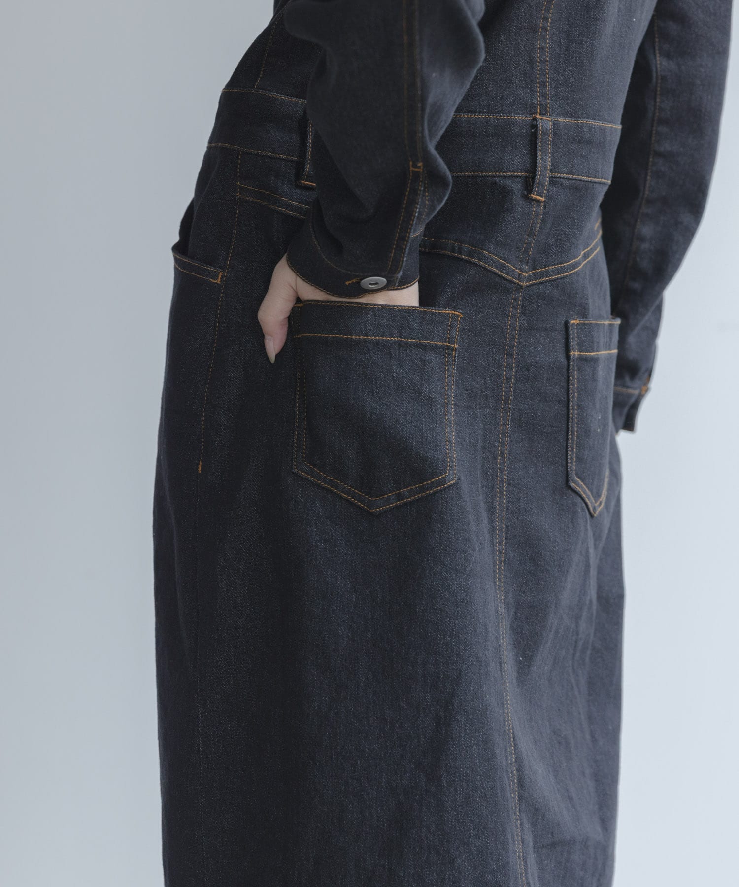 身長：166cm サイズ：38